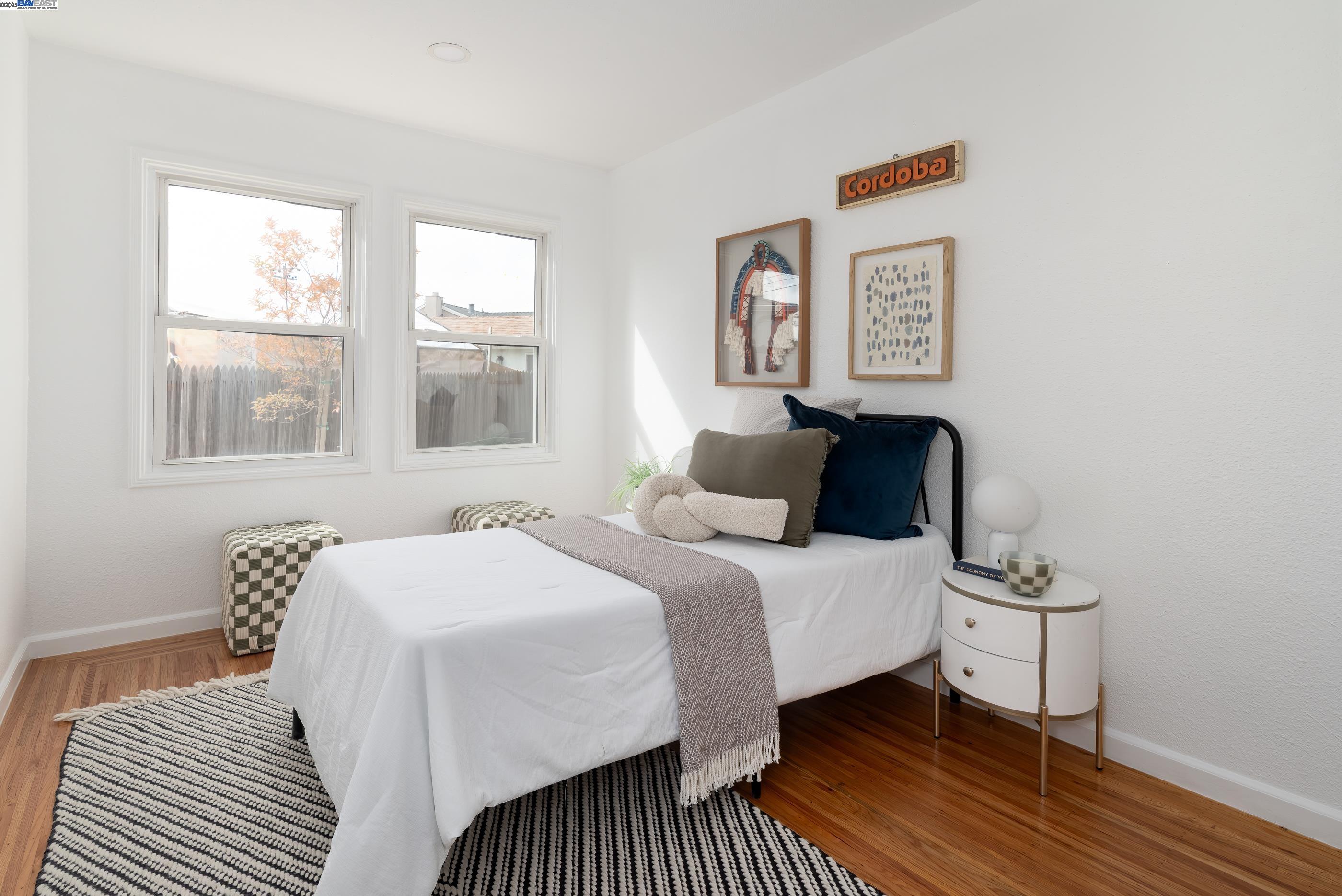 Detail Gallery Image 14 of 34 For 10906 Reposo Dr, Oakland,  CA 94603 - 3 Beds | 1 Baths