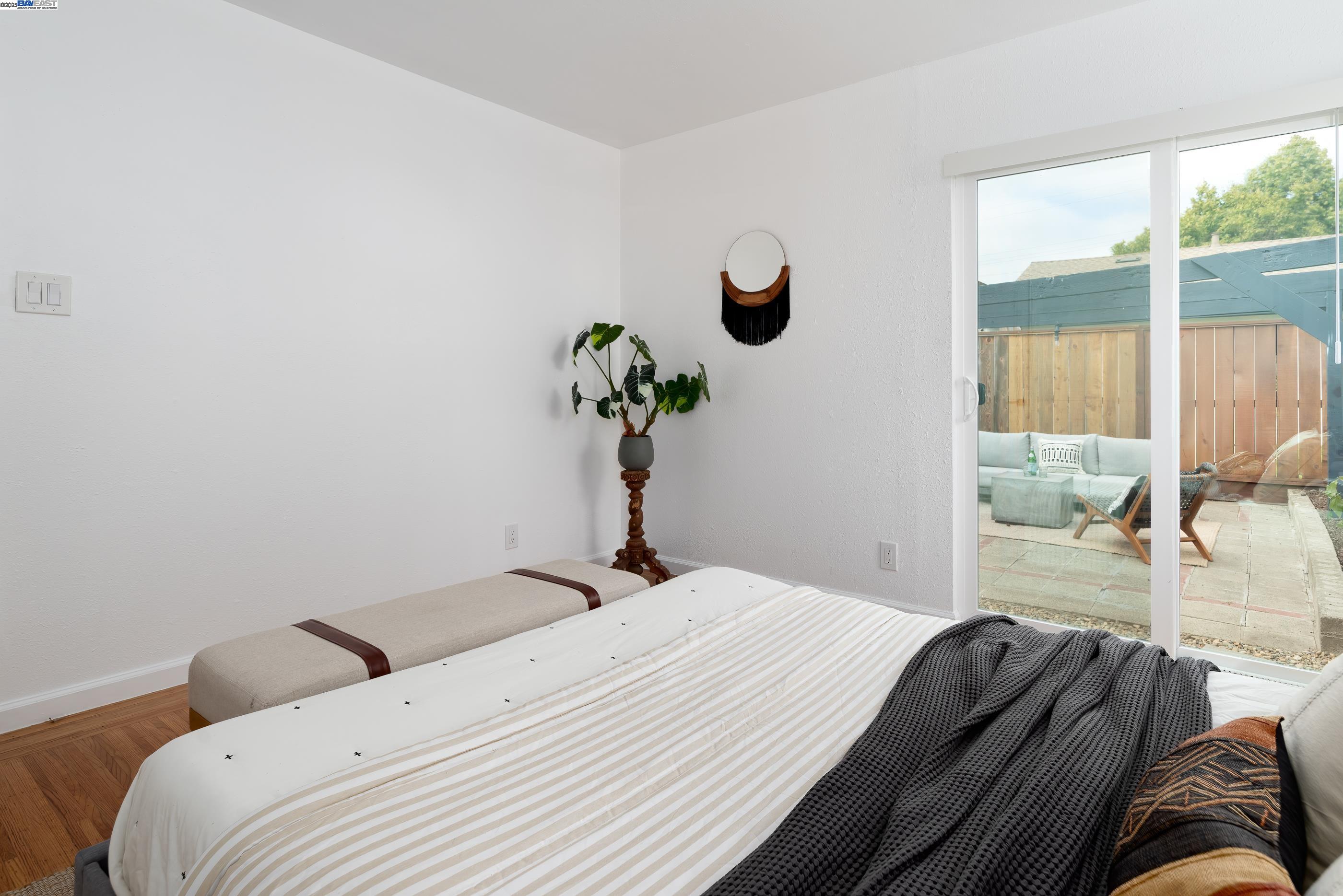 Detail Gallery Image 18 of 34 For 10906 Reposo Dr, Oakland,  CA 94603 - 3 Beds | 1 Baths