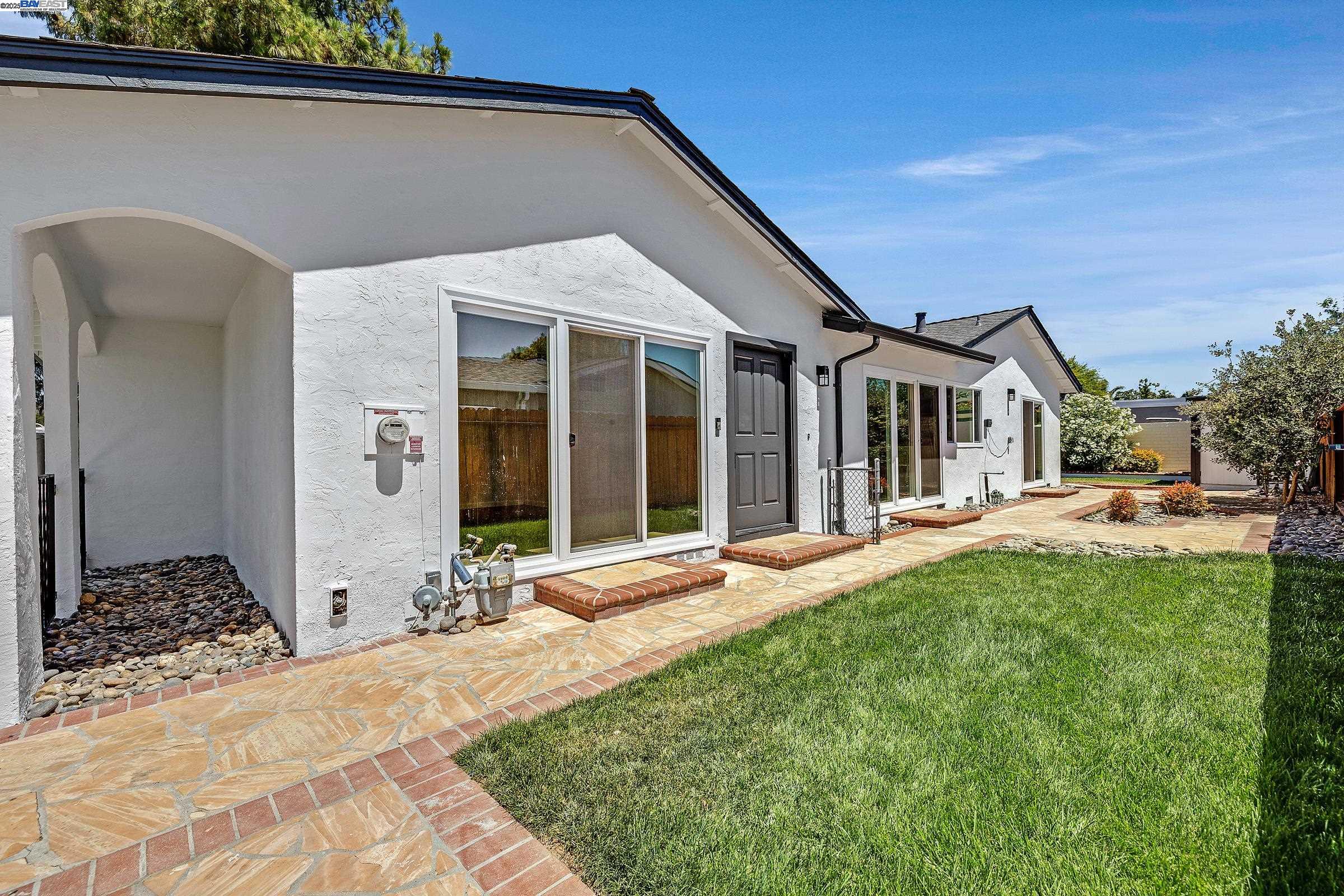 Detail Gallery Image 30 of 45 For 693 Mayten Dr, Livermore,  CA 94551 - 4 Beds | 2 Baths
