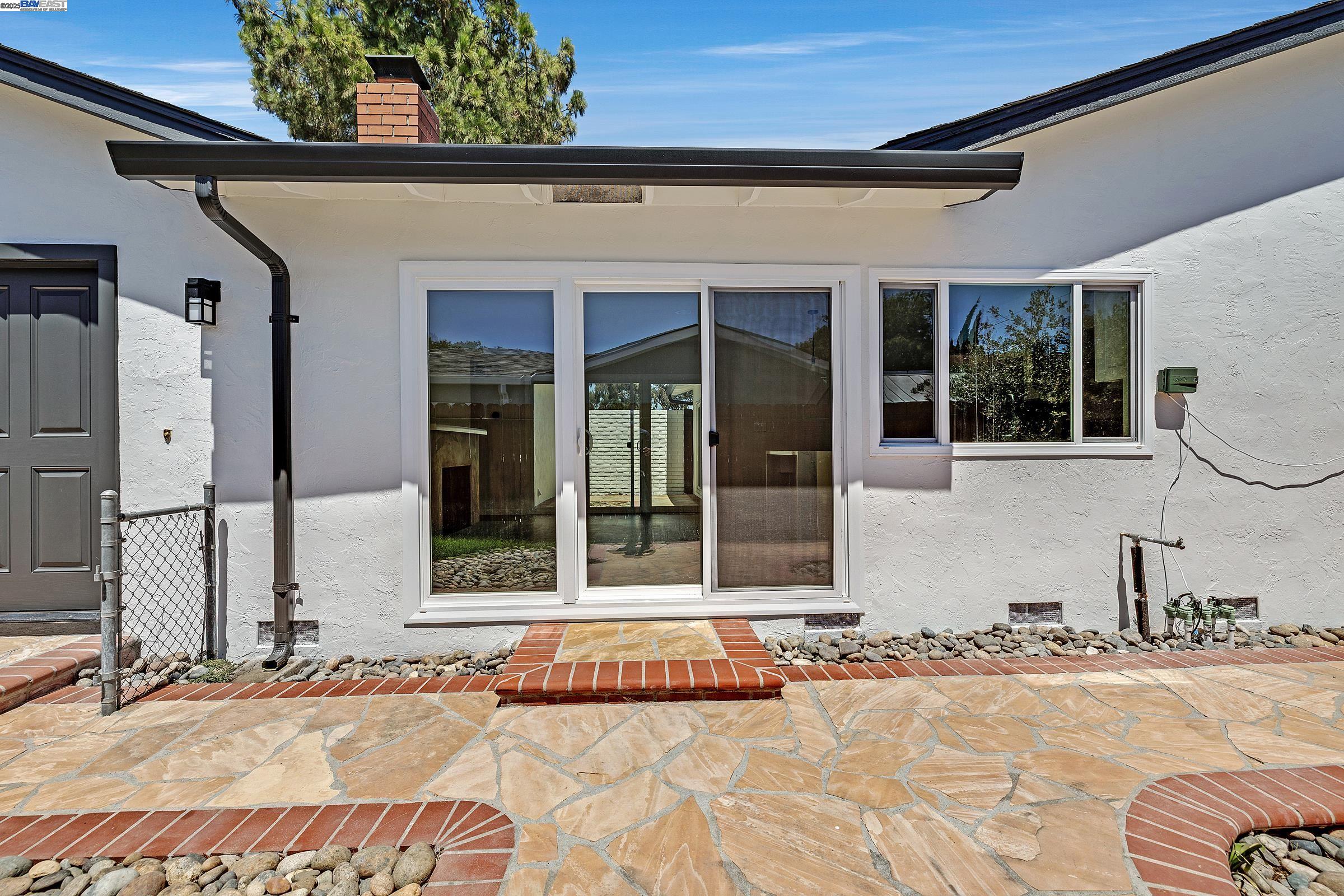 Detail Gallery Image 32 of 45 For 693 Mayten Dr, Livermore,  CA 94551 - 4 Beds | 2 Baths