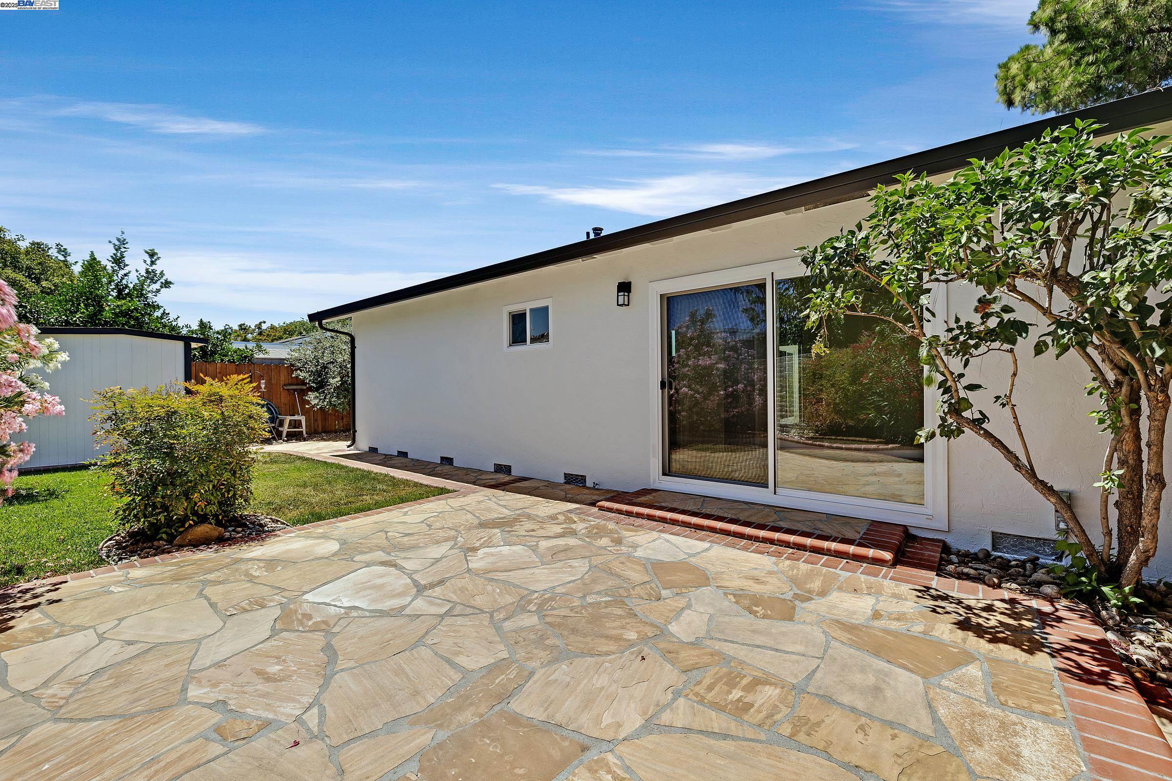 Detail Gallery Image 38 of 45 For 693 Mayten Dr, Livermore,  CA 94551 - 4 Beds | 2 Baths