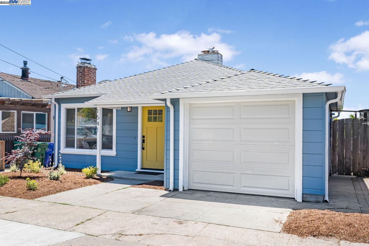 Detail Gallery Image 9 of 60 For 1541 Merced Street, Richmond,  CA 94804 - 2 Beds | 1 Baths
