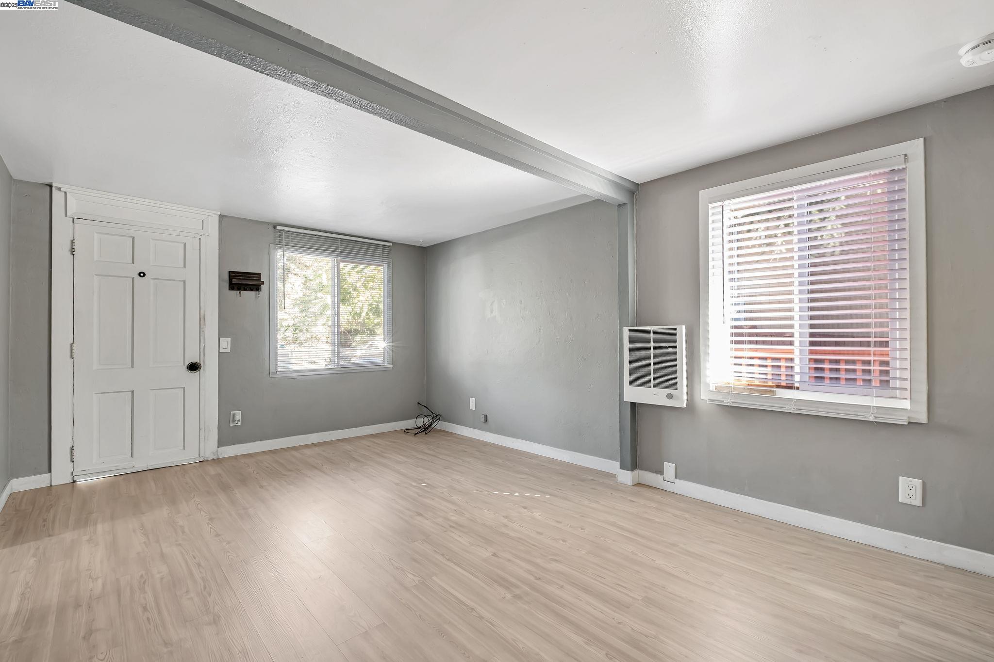 Detail Gallery Image 5 of 33 For 118 Sycamore St, Fremont,  CA 94536 - 2 Beds | 1 Baths