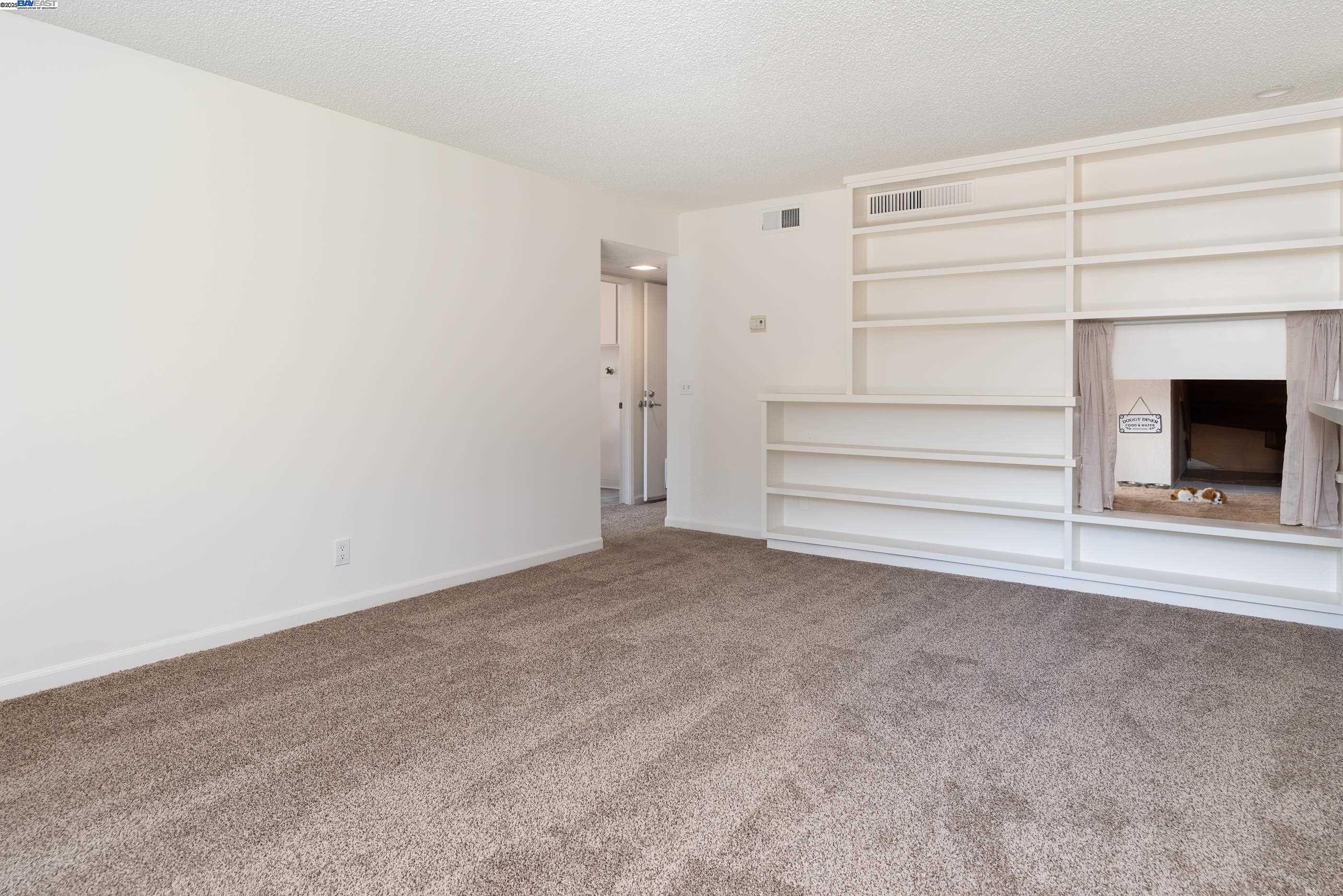 Detail Gallery Image 17 of 42 For 5644 Alhambra Hills Ct, Martinez,  CA 94553 - 4 Beds | 3 Baths