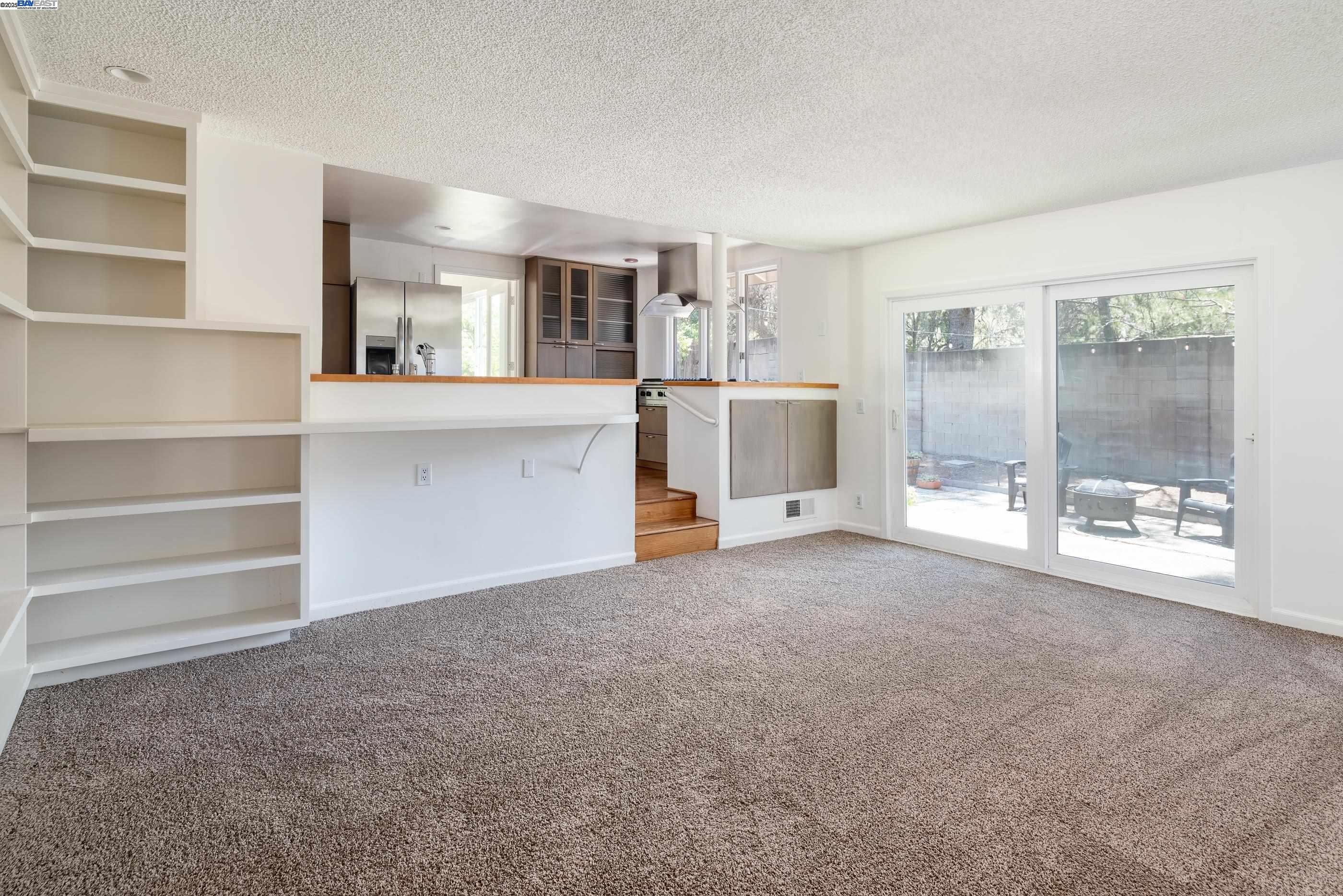 Detail Gallery Image 19 of 42 For 5644 Alhambra Hills Ct, Martinez,  CA 94553 - 4 Beds | 3 Baths