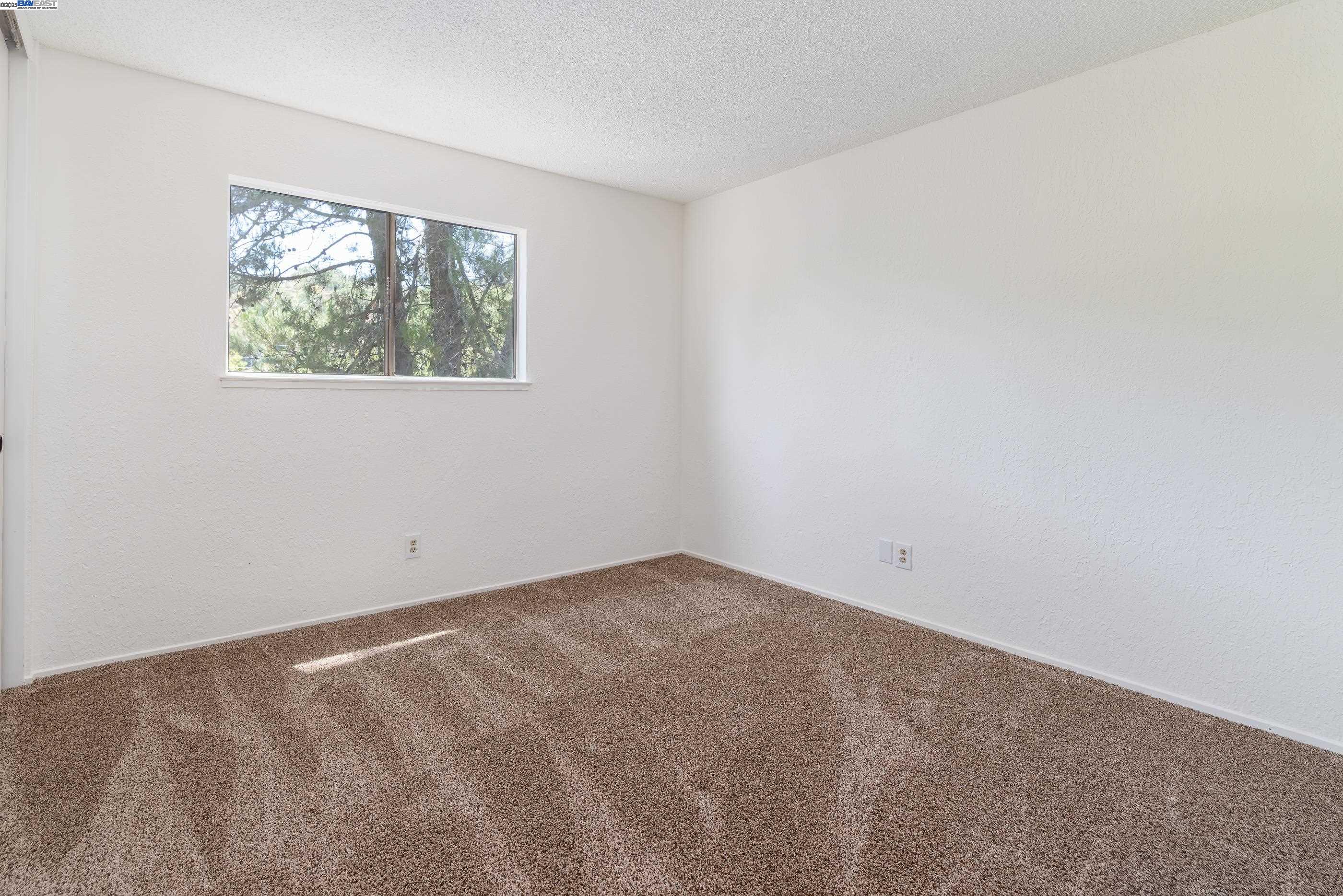 Detail Gallery Image 26 of 42 For 5644 Alhambra Hills Ct, Martinez,  CA 94553 - 4 Beds | 3 Baths