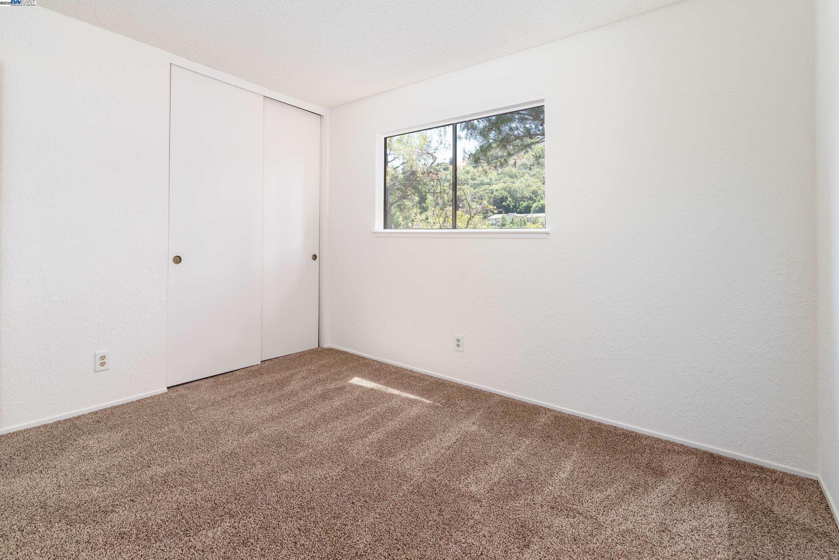 Detail Gallery Image 27 of 42 For 5644 Alhambra Hills Ct, Martinez,  CA 94553 - 4 Beds | 3 Baths