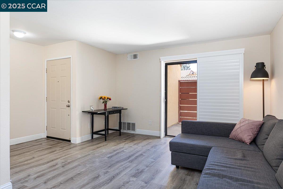 Photo #4: 41106764 Listing 
