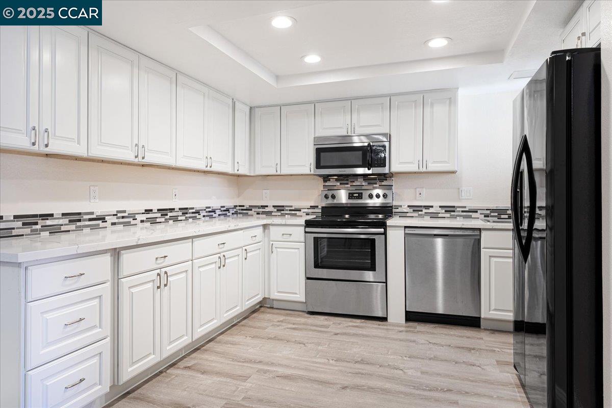 Photo #8: 41106764 Listing: Photo #8