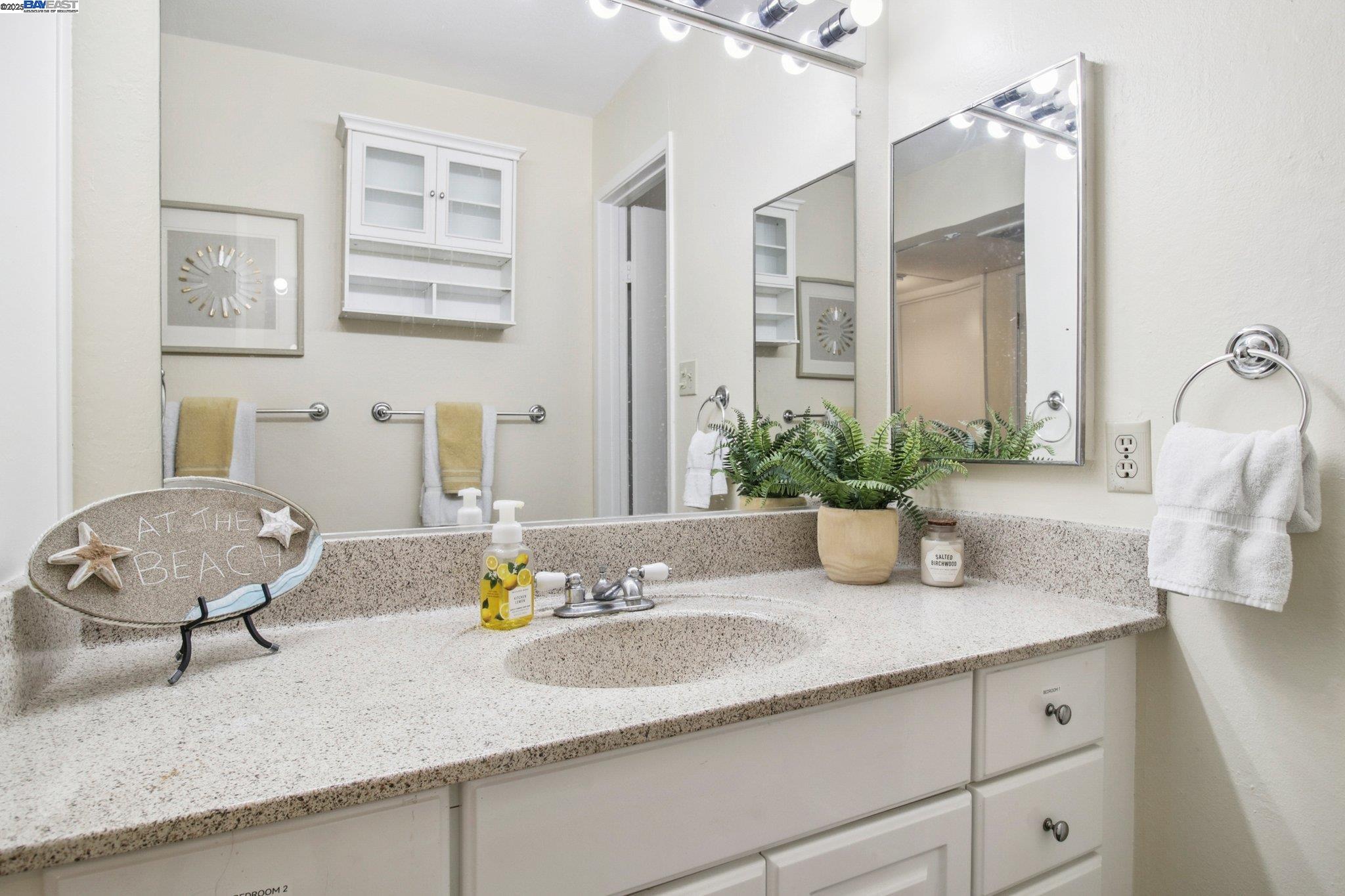 Photo #11: 41106765 Listing: Photo #11