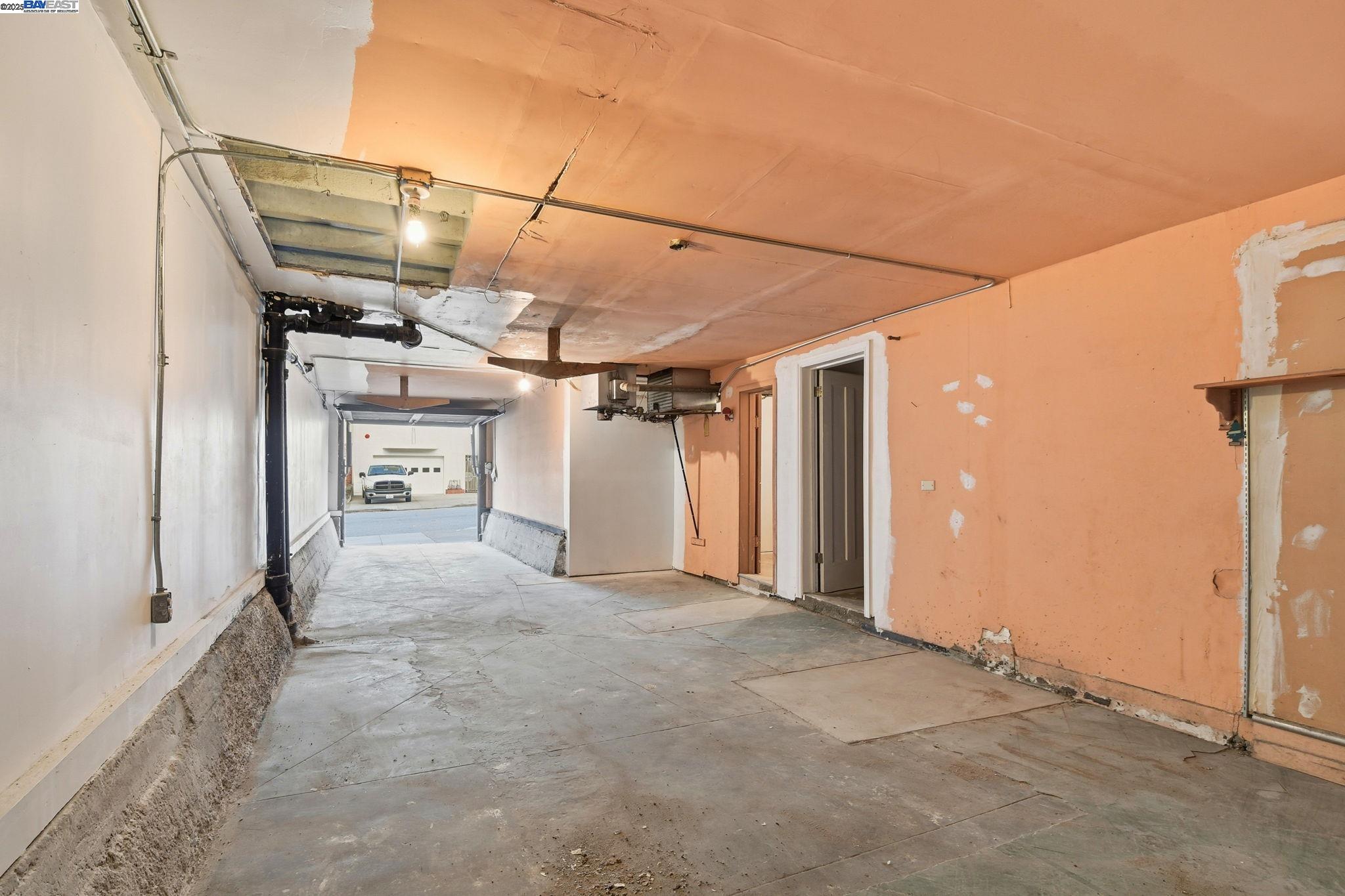 Detail Gallery Image 32 of 39 For 459 11th Ave, San Francisco,  CA 94118 - – Beds | – Baths