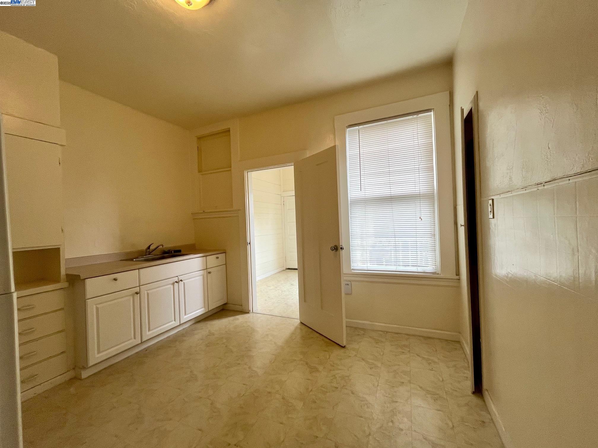 459 11Th Ave, San Francisco, California 94118, ,Commercial Sale,For Sale,459 11Th Ave,41106767