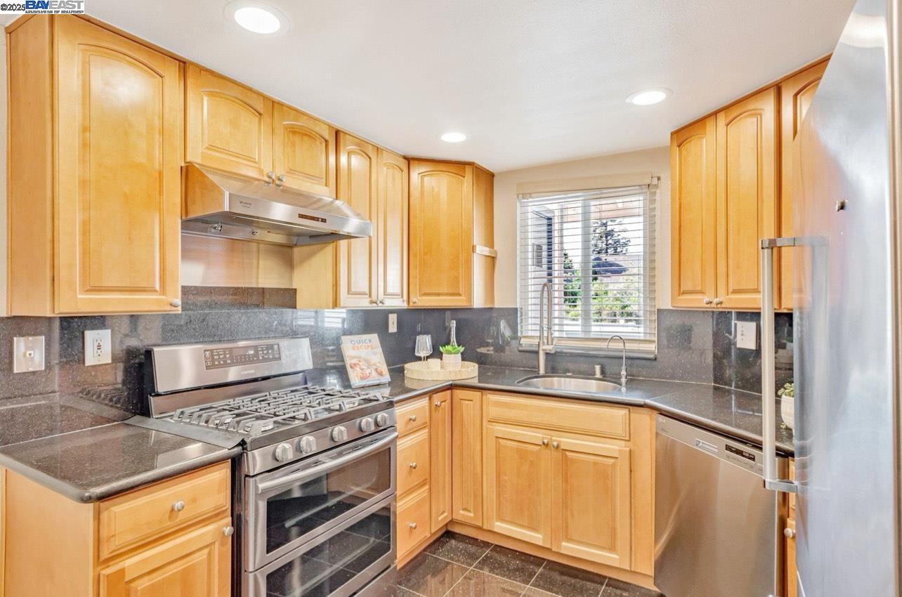 Photo #15: 41106768 Listing: Photo #15