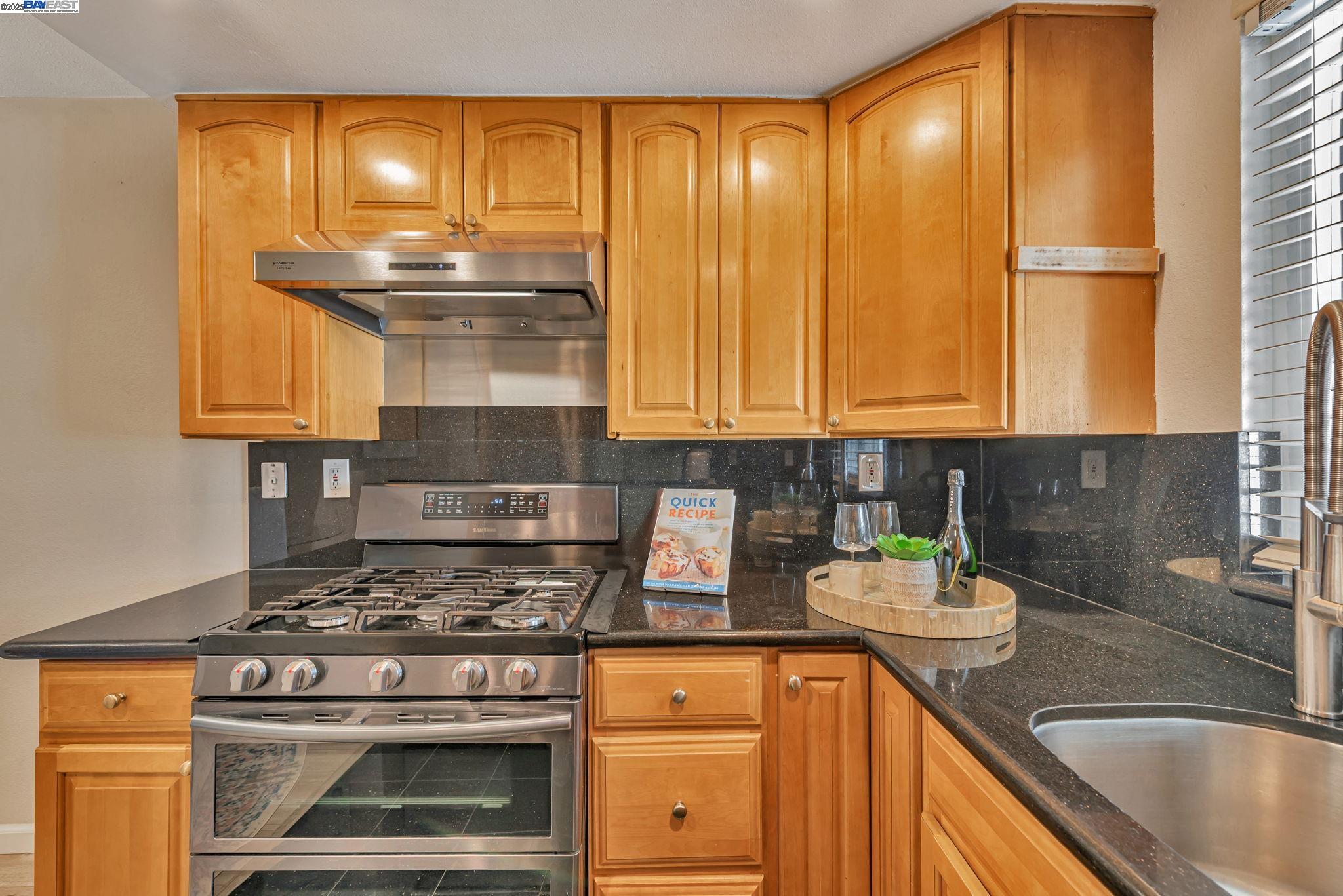 314 Sequim Cmn, Fremont, California 94539, 2 Bedrooms Bedrooms, 4 Rooms Rooms,2 BathroomsBathrooms,Residential,For Sale,314 Sequim Cmn,41106768