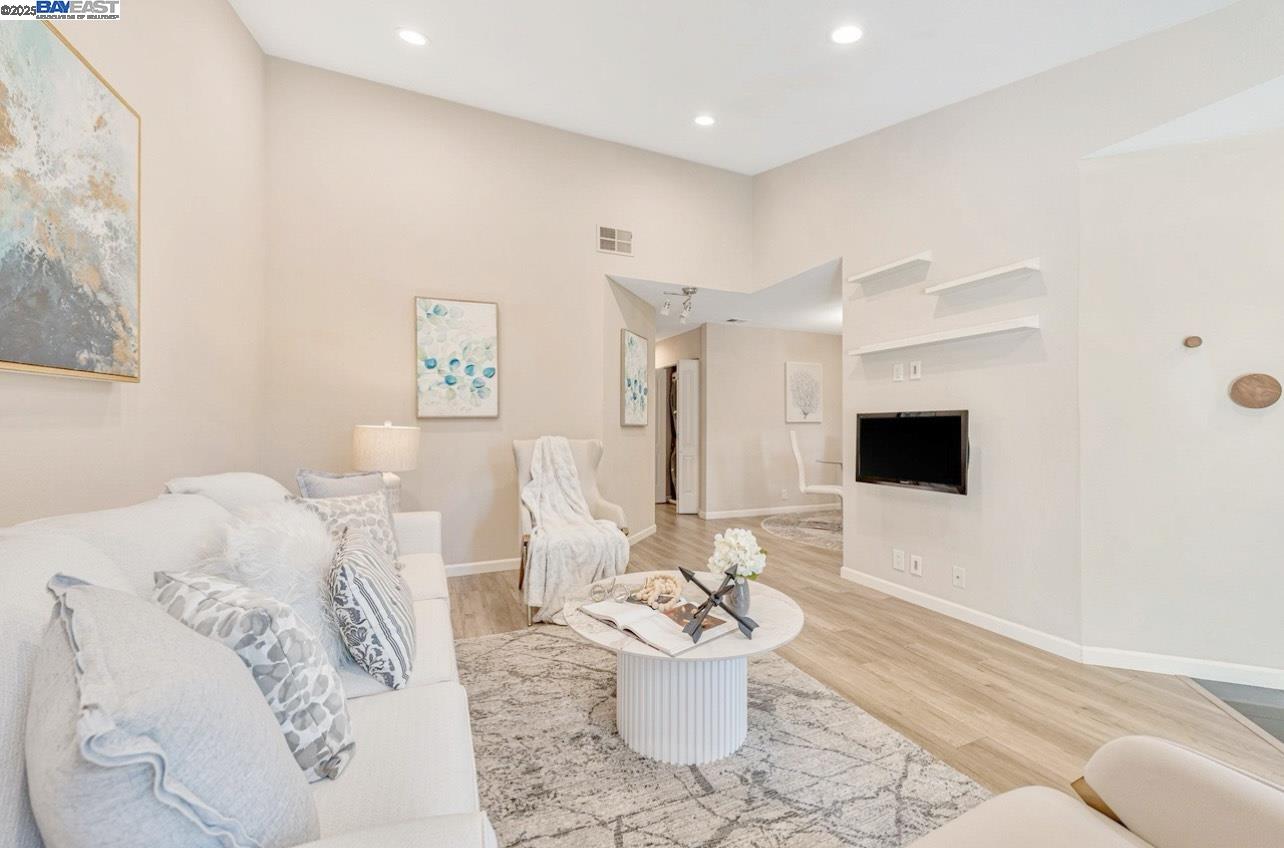 Photo #6: 41106768 Listing 