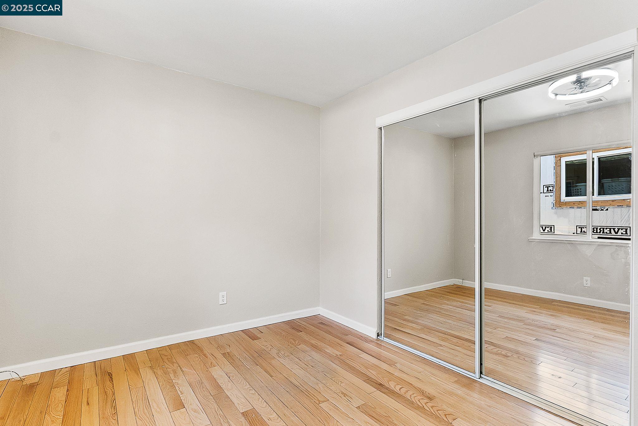 Detail Gallery Image 23 of 39 For 2150 Pomona Ave, Martinez,  CA 94553 - 3 Beds | 1 Baths