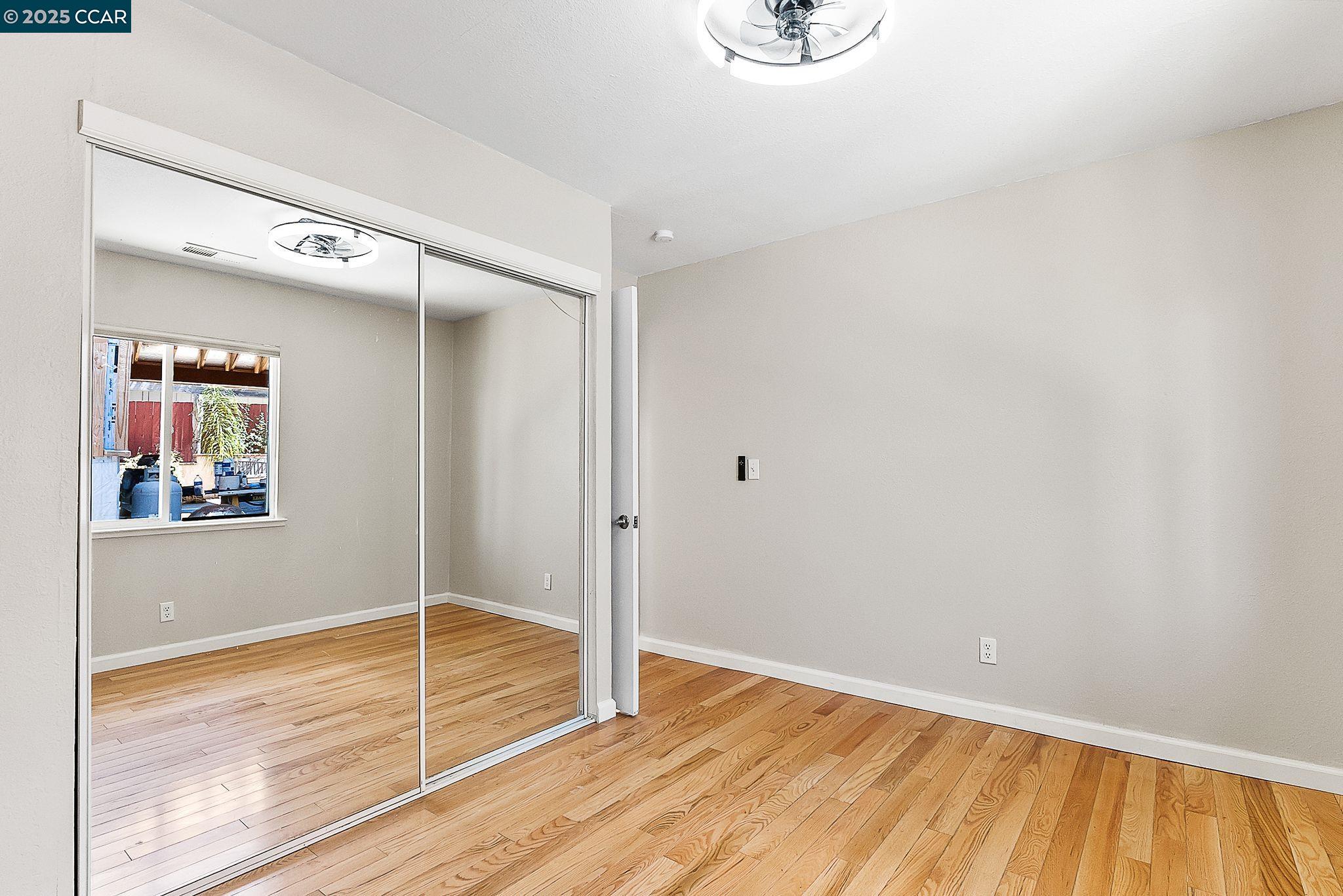 Detail Gallery Image 24 of 39 For 2150 Pomona Ave, Martinez,  CA 94553 - 3 Beds | 1 Baths
