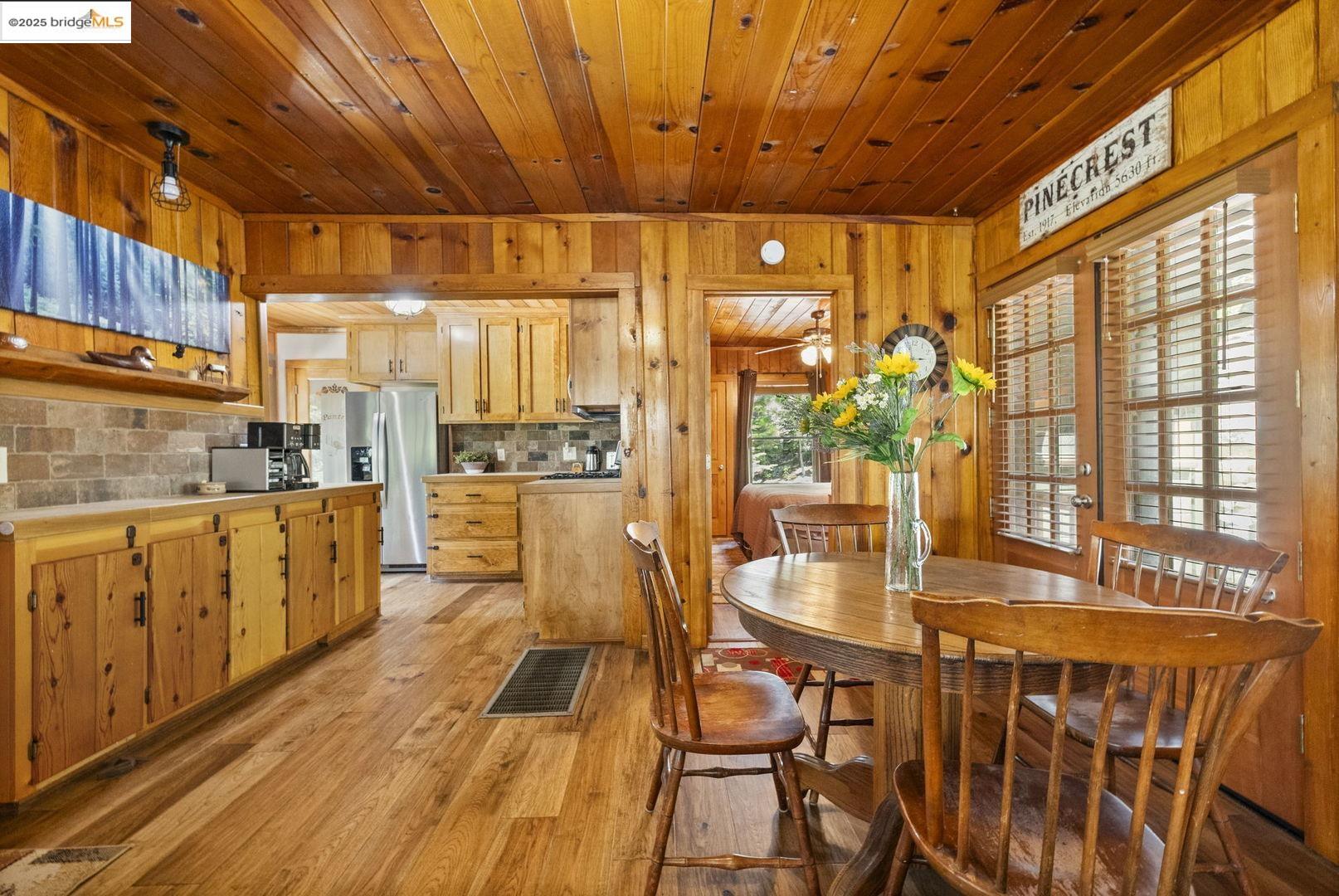 343 Lakeshore DR, Pinecrest, California 95364, 2 Bedrooms Bedrooms, 5 Rooms Rooms,2 BathroomsBathrooms,Residential,For Sale,343 Lakeshore DR,41106775