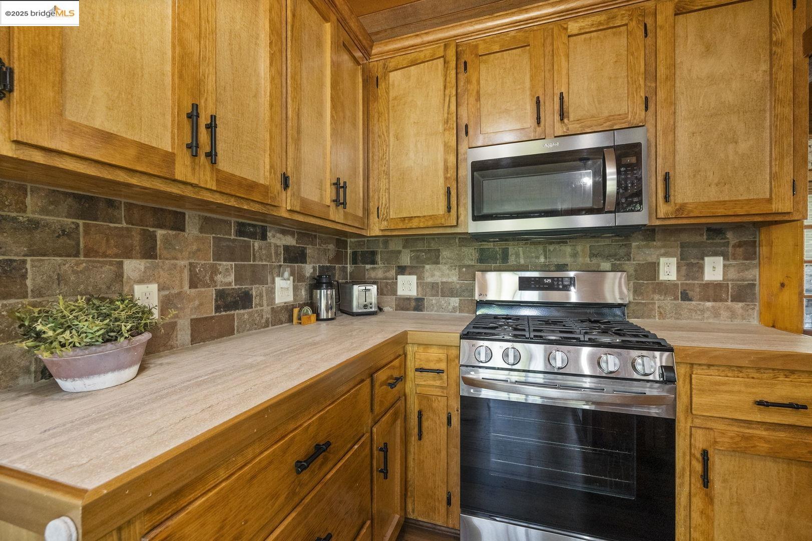 343 Lakeshore DR, Pinecrest, California 95364, 2 Bedrooms Bedrooms, 5 Rooms Rooms,2 BathroomsBathrooms,Residential,For Sale,343 Lakeshore DR,41106775