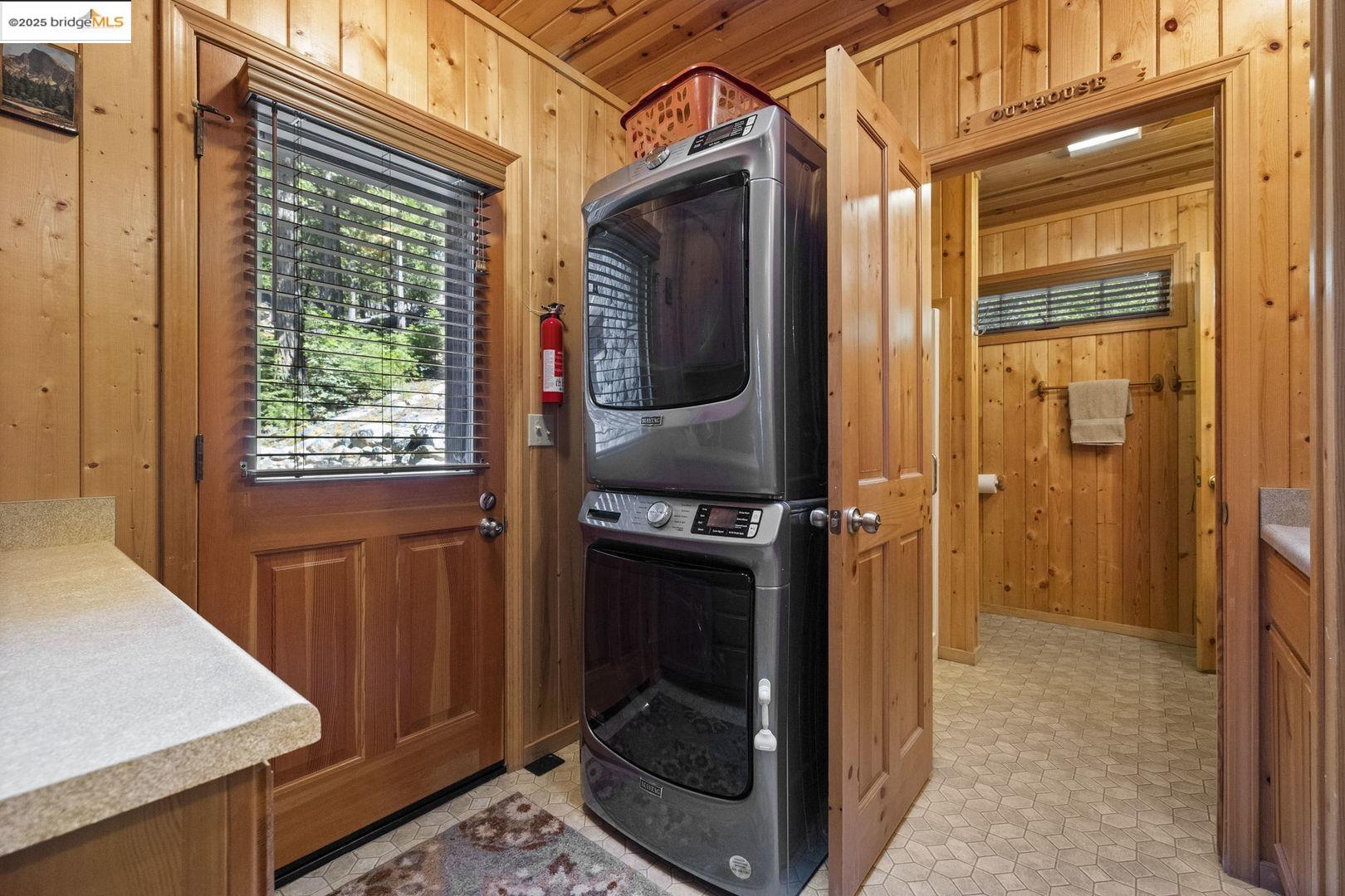 343 Lakeshore DR, Pinecrest, California 95364, 2 Bedrooms Bedrooms, 5 Rooms Rooms,2 BathroomsBathrooms,Residential,For Sale,343 Lakeshore DR,41106775