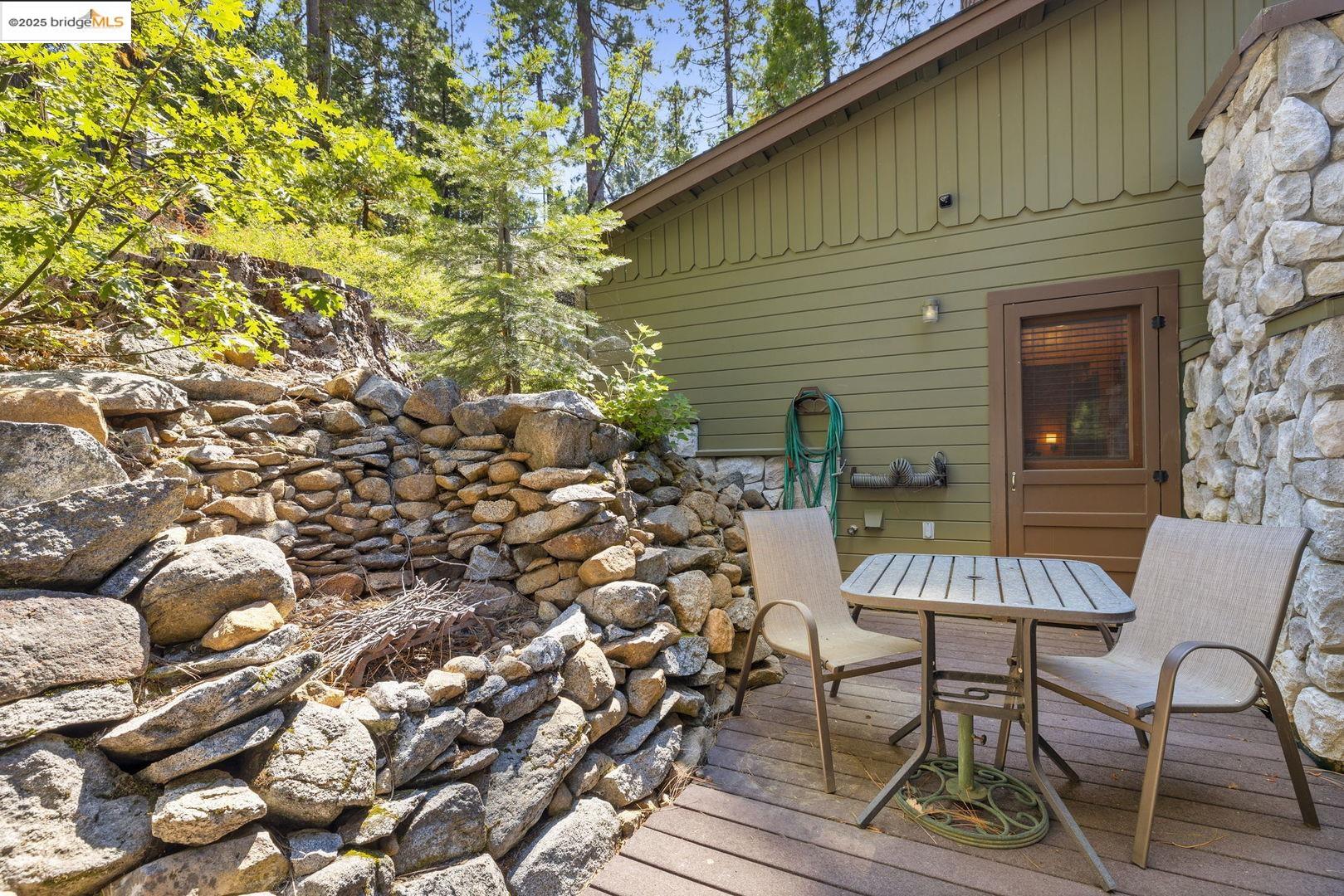 343 Lakeshore DR, Pinecrest, California 95364, 2 Bedrooms Bedrooms, 5 Rooms Rooms,2 BathroomsBathrooms,Residential,For Sale,343 Lakeshore DR,41106775
