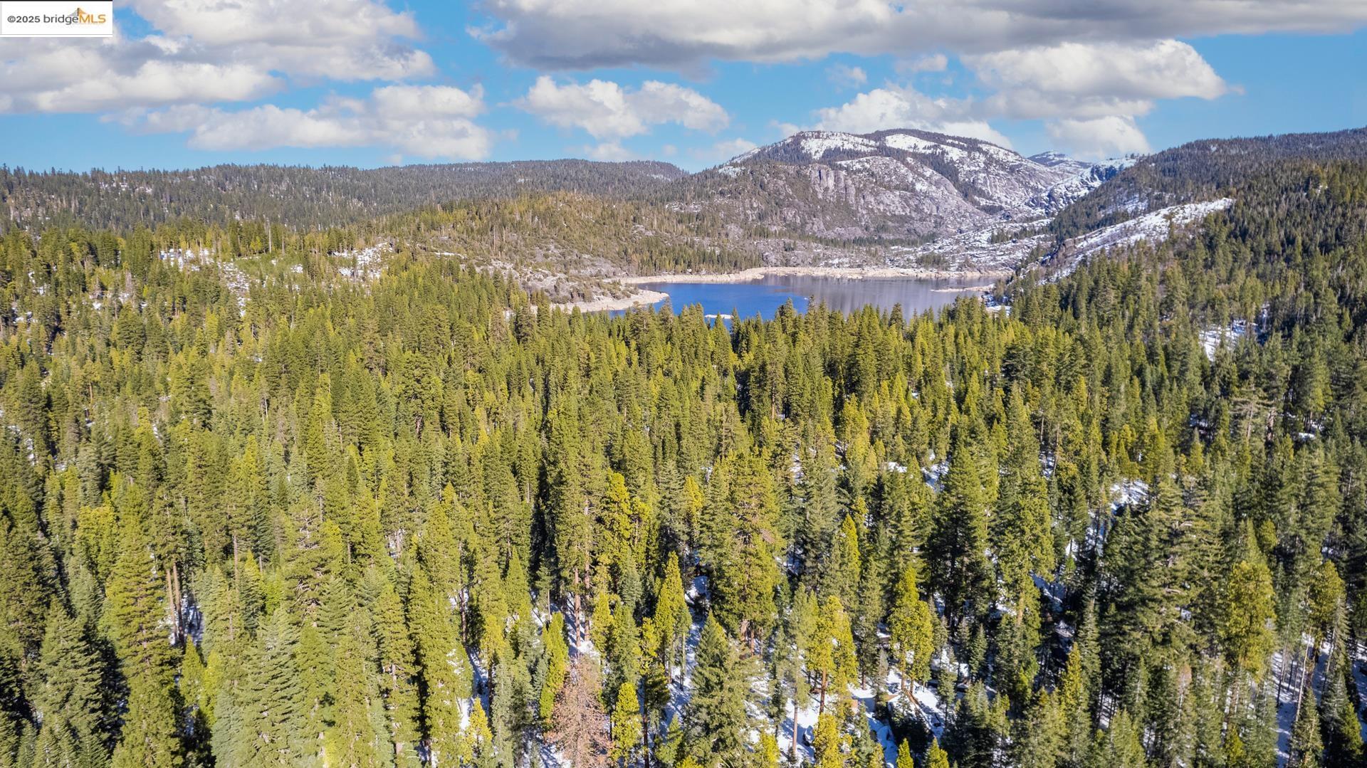 343 Lakeshore DR, Pinecrest, California 95364, 2 Bedrooms Bedrooms, 5 Rooms Rooms,2 BathroomsBathrooms,Residential,For Sale,343 Lakeshore DR,41106775