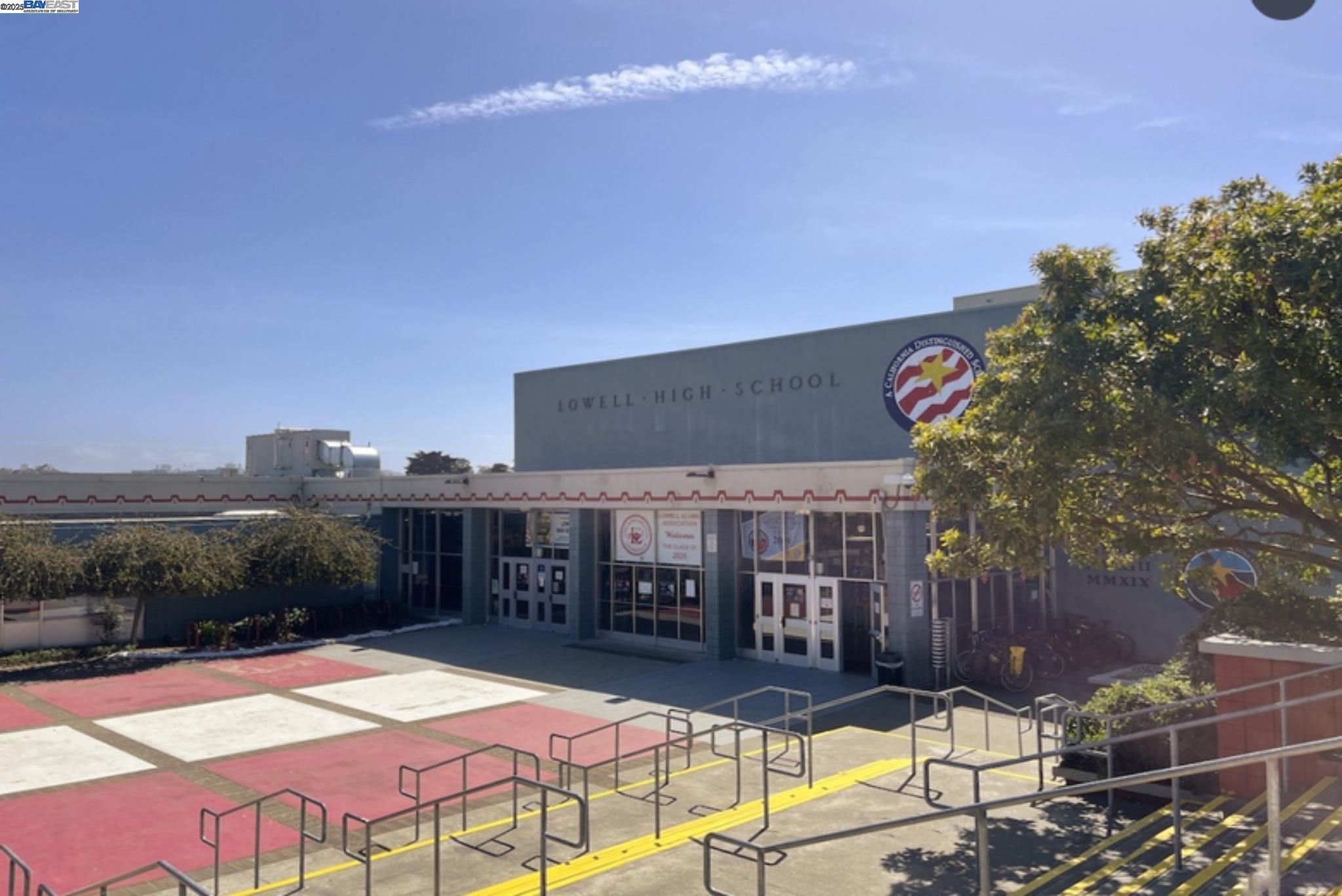 146 Ralston St, San Francisco, California 94132, 3 Bedrooms Bedrooms, 6 Rooms Rooms,3 BathroomsBathrooms,Residential,For Sale,146 Ralston St,41106776