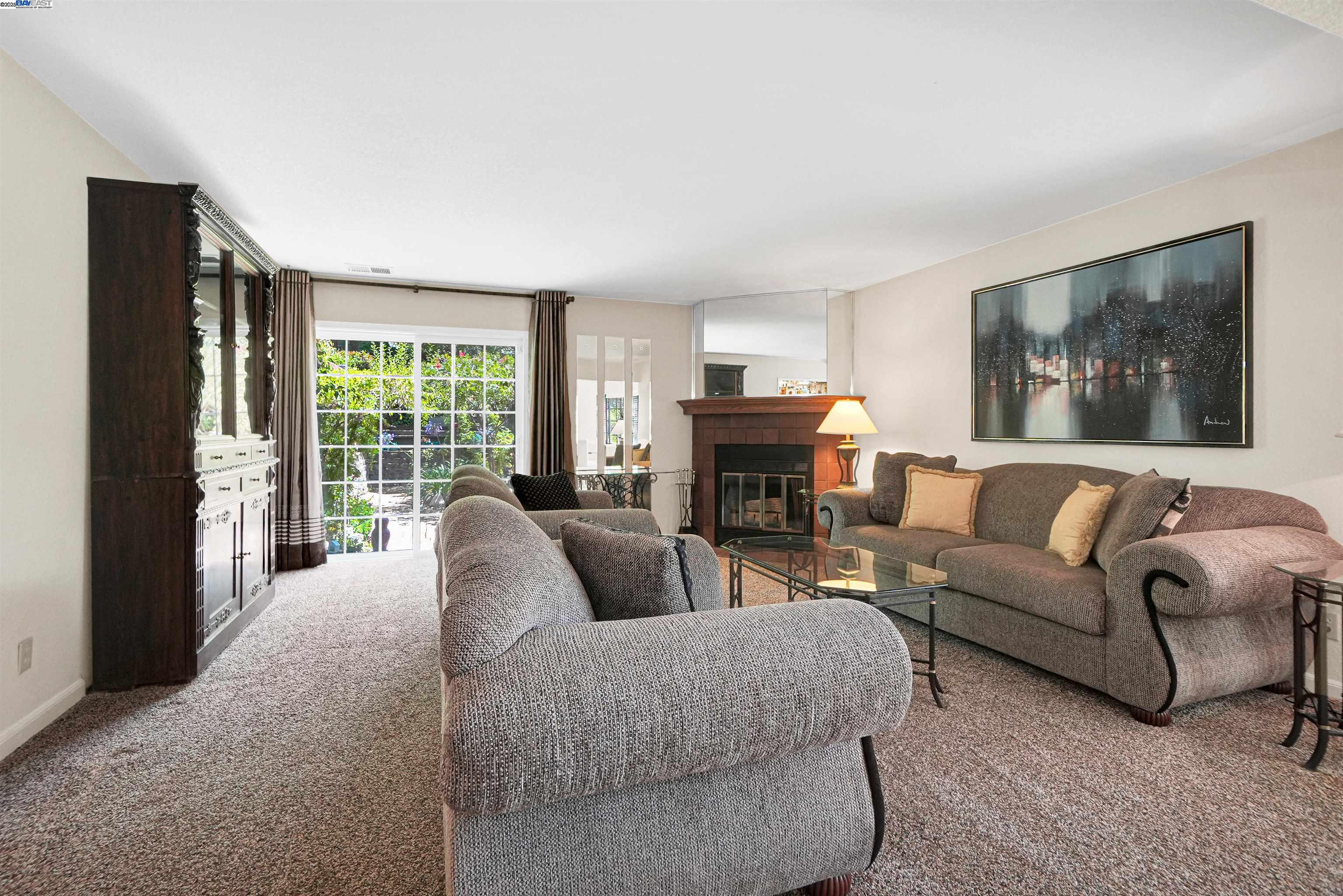 Detail Gallery Image 12 of 48 For 627 Alquire Pkwy, Hayward,  CA 94544 - 3 Beds | 2/1 Baths
