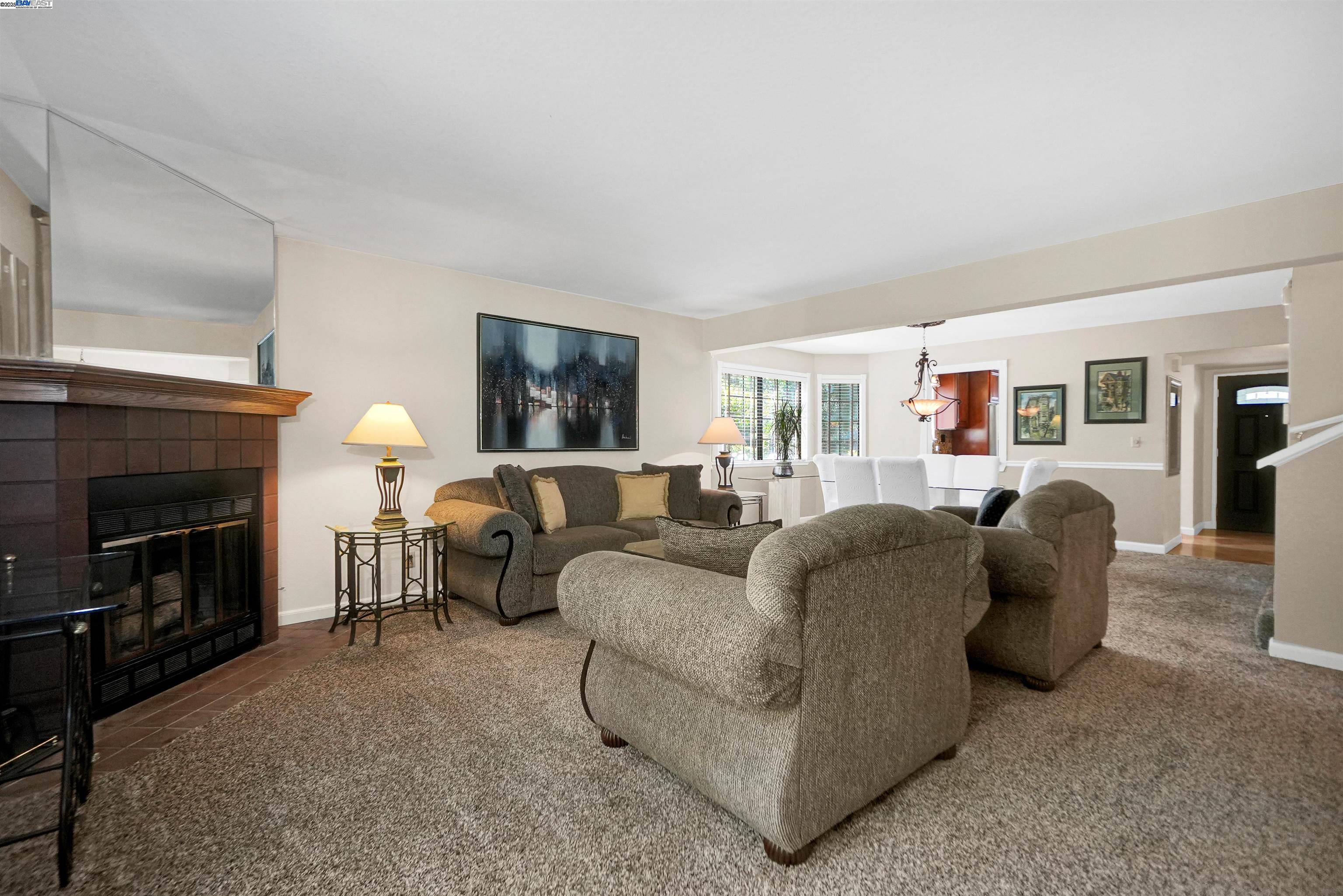 Detail Gallery Image 13 of 48 For 627 Alquire Pkwy, Hayward,  CA 94544 - 3 Beds | 2/1 Baths