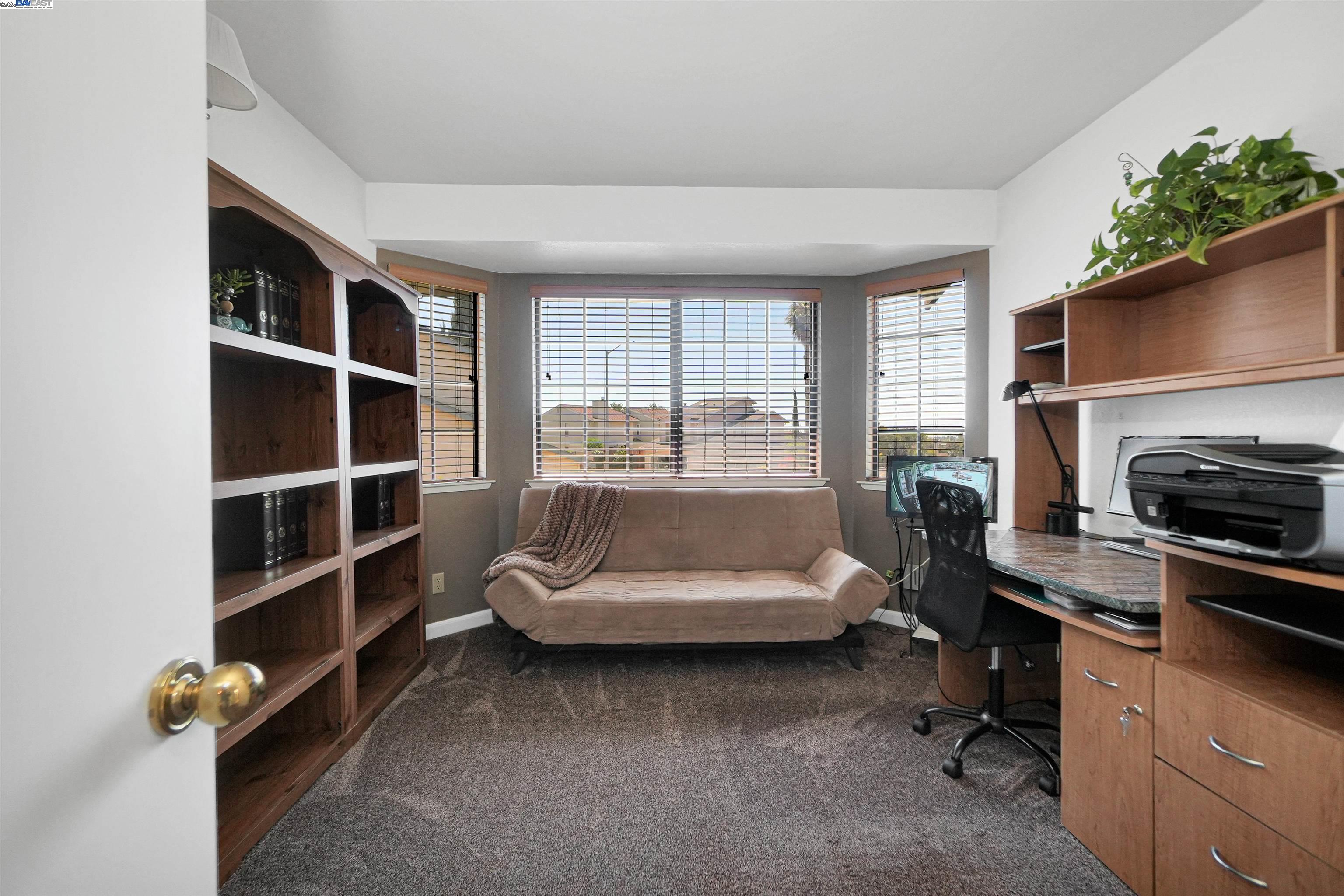 Detail Gallery Image 27 of 48 For 627 Alquire Pkwy, Hayward,  CA 94544 - 3 Beds | 2/1 Baths