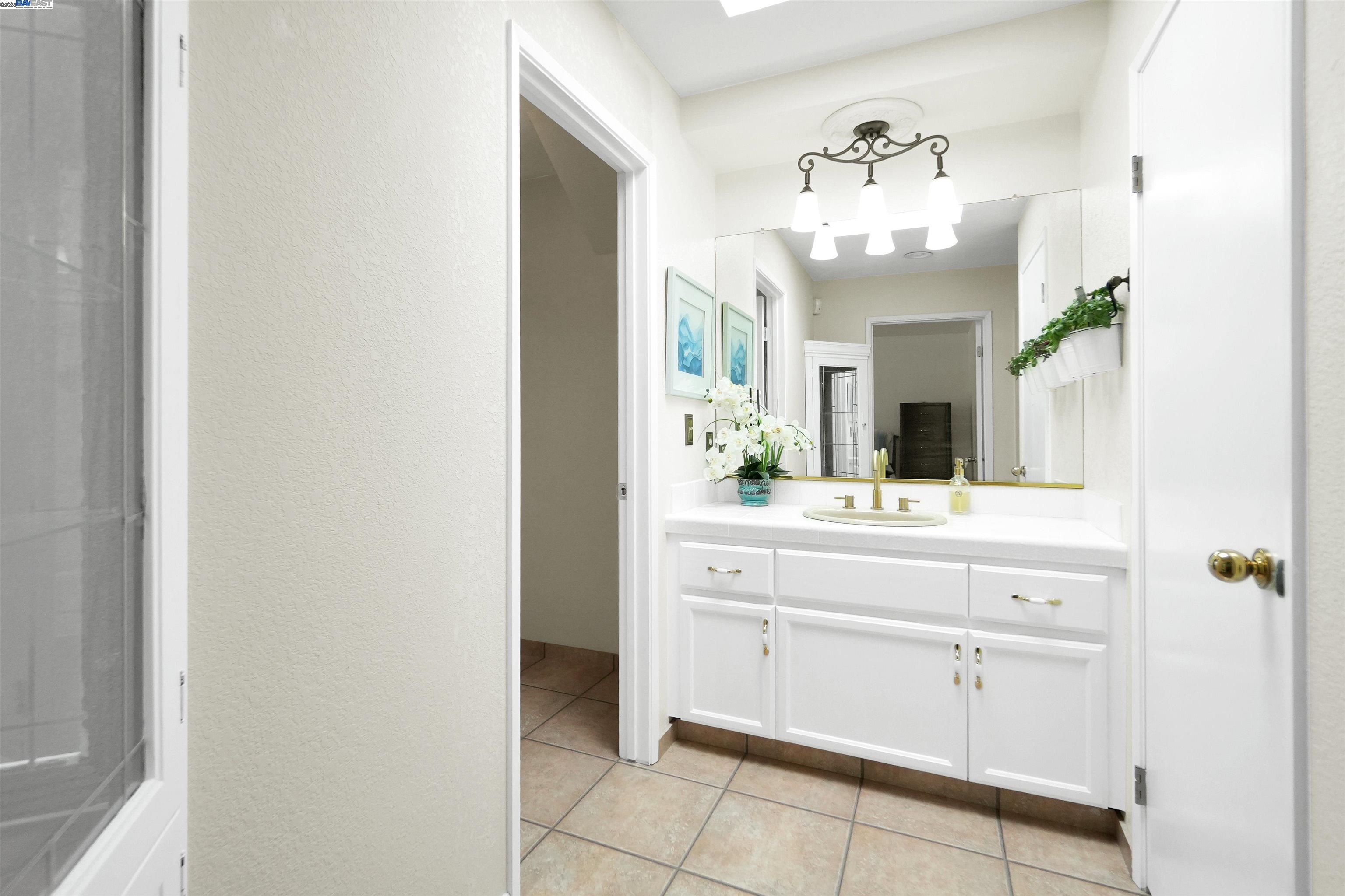 Detail Gallery Image 36 of 48 For 627 Alquire Pkwy, Hayward,  CA 94544 - 3 Beds | 2/1 Baths