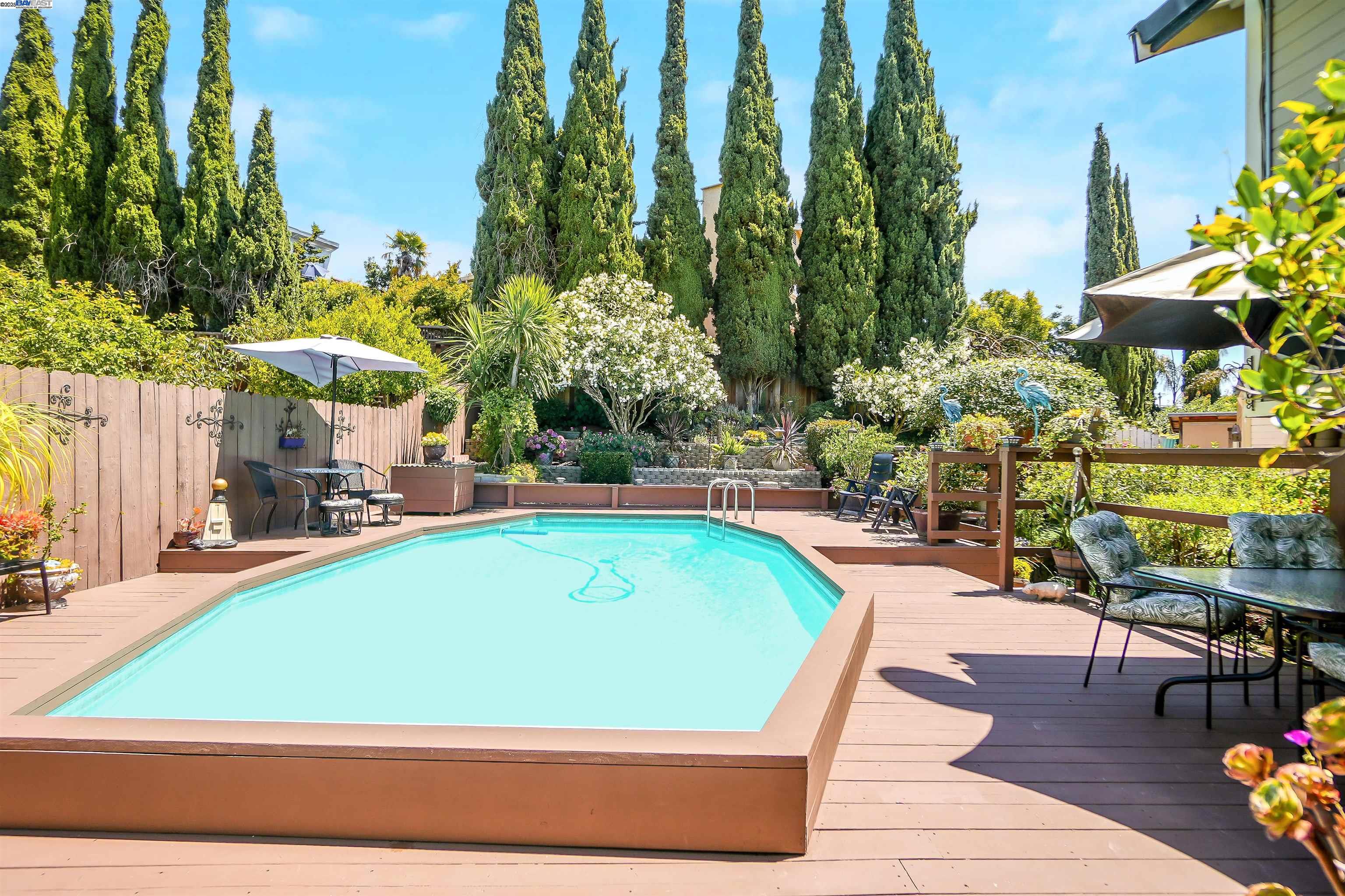 Detail Gallery Image 38 of 48 For 627 Alquire Pkwy, Hayward,  CA 94544 - 3 Beds | 2/1 Baths