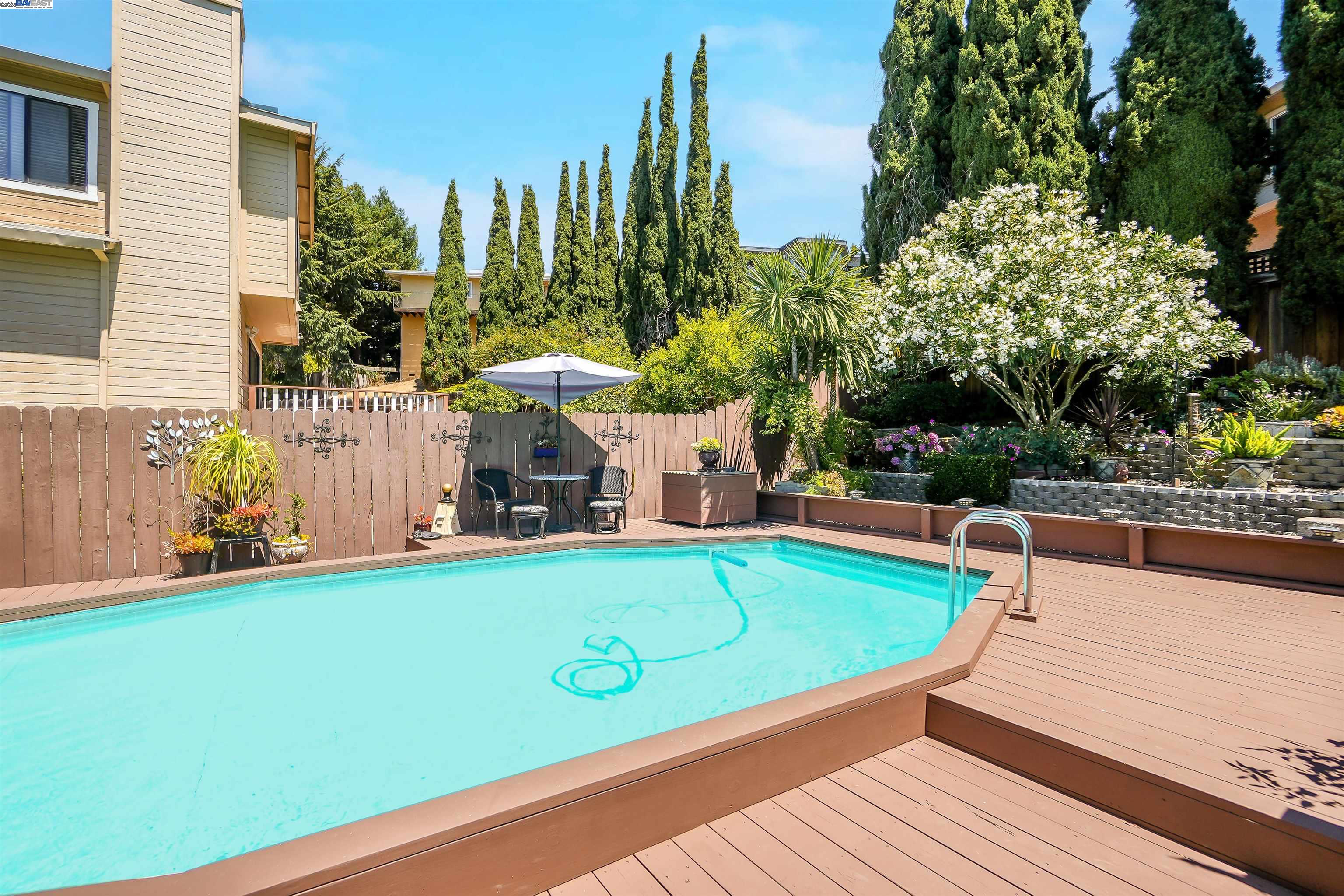 Detail Gallery Image 43 of 48 For 627 Alquire Pkwy, Hayward,  CA 94544 - 3 Beds | 2/1 Baths