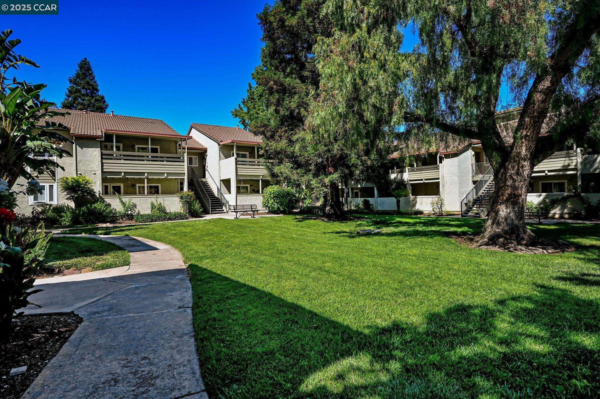 Photo #2: 41106782 Listing 