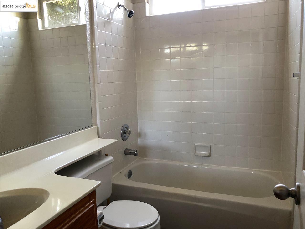 Detail Gallery Image 14 of 21 For 861 Orchid Ct, Brentwood,  CA 94513 - 4 Beds | 3 Baths