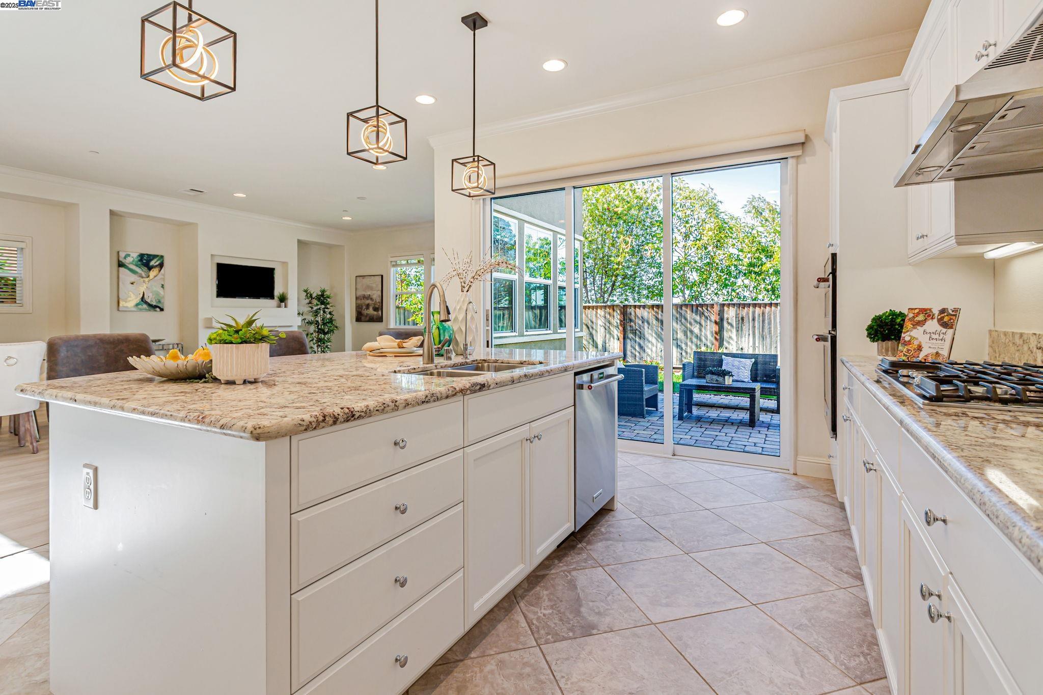 Detail Gallery Image 14 of 50 For 3324 Ironwood Dr, San Ramon,  CA 94582 - 4 Beds | 4 Baths