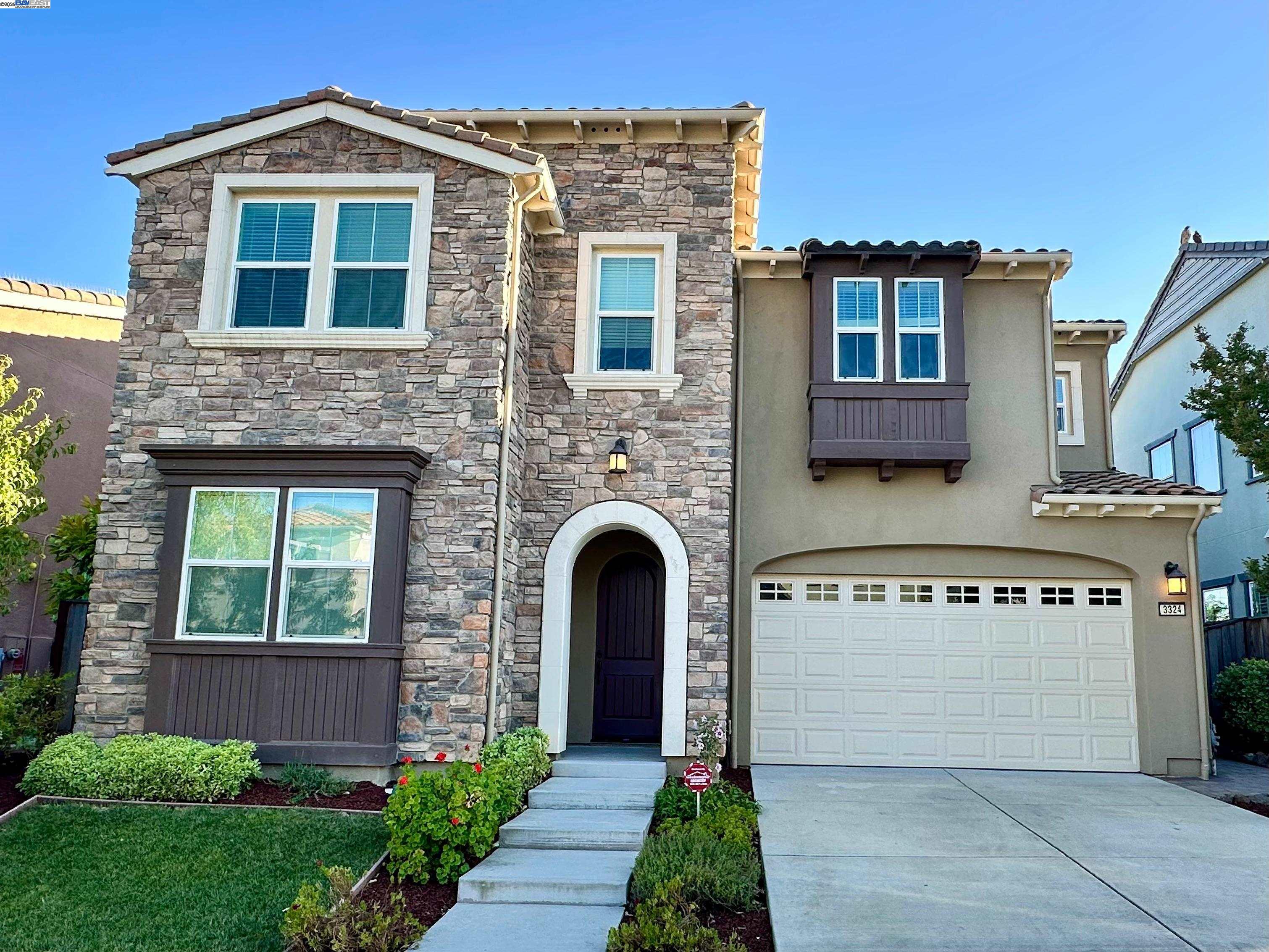 Detail Gallery Image 3 of 50 For 3324 Ironwood Dr, San Ramon,  CA 94582 - 4 Beds | 4 Baths