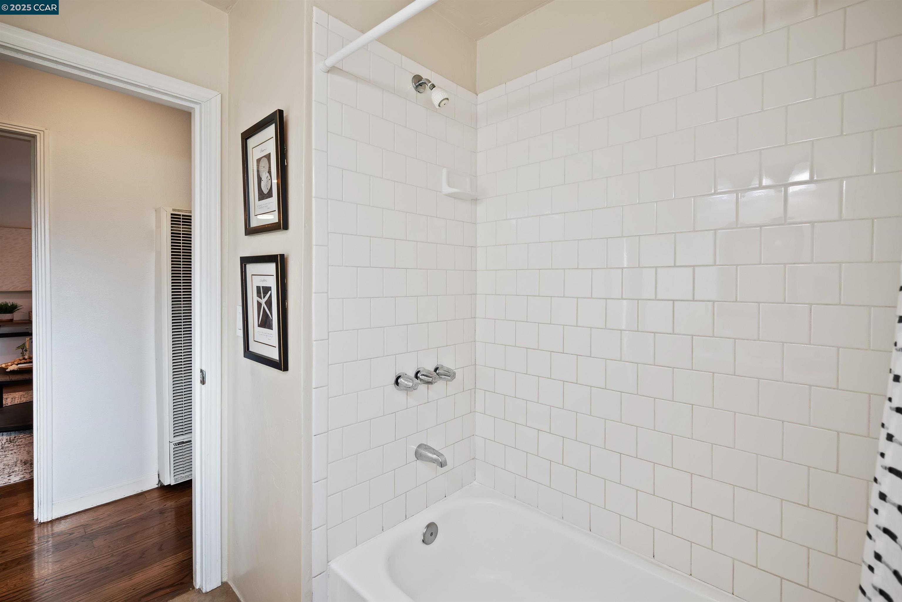 Detail Gallery Image 22 of 27 For 2332 Mountain View Dr, Concord,  CA 94520 - 2 Beds | 1 Baths