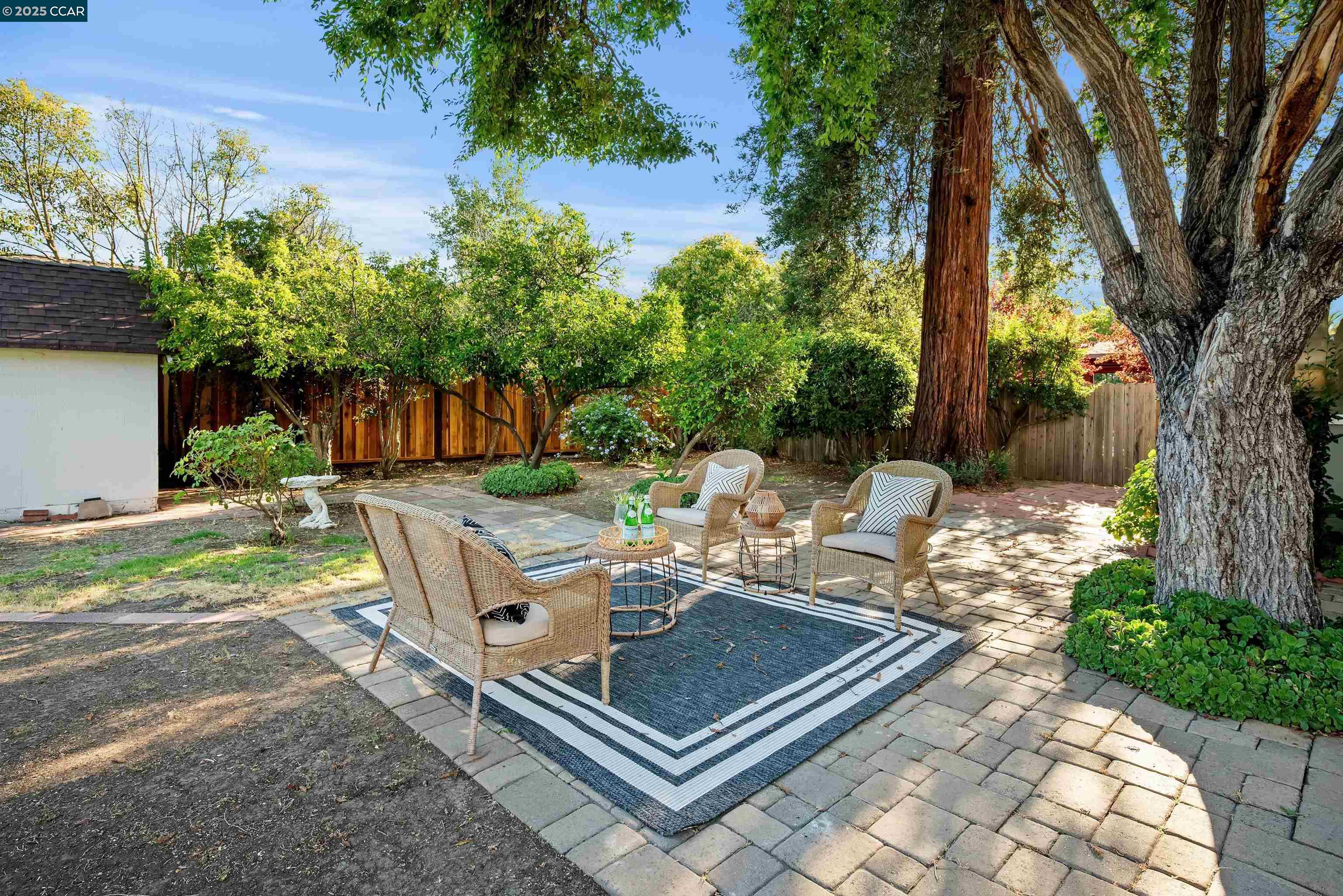 Detail Gallery Image 25 of 27 For 2332 Mountain View Dr, Concord,  CA 94520 - 2 Beds | 1 Baths
