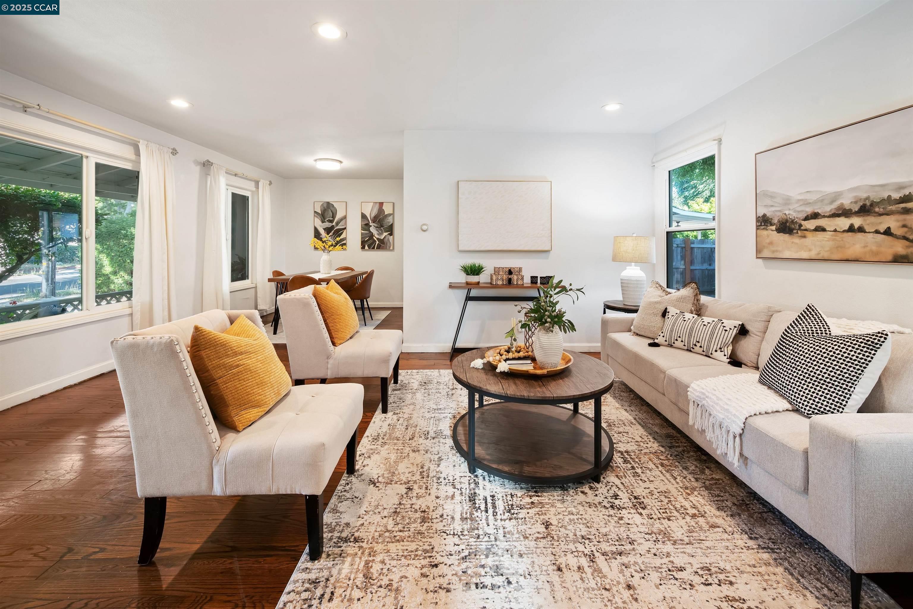 Detail Gallery Image 8 of 27 For 2332 Mountain View Dr, Concord,  CA 94520 - 2 Beds | 1 Baths