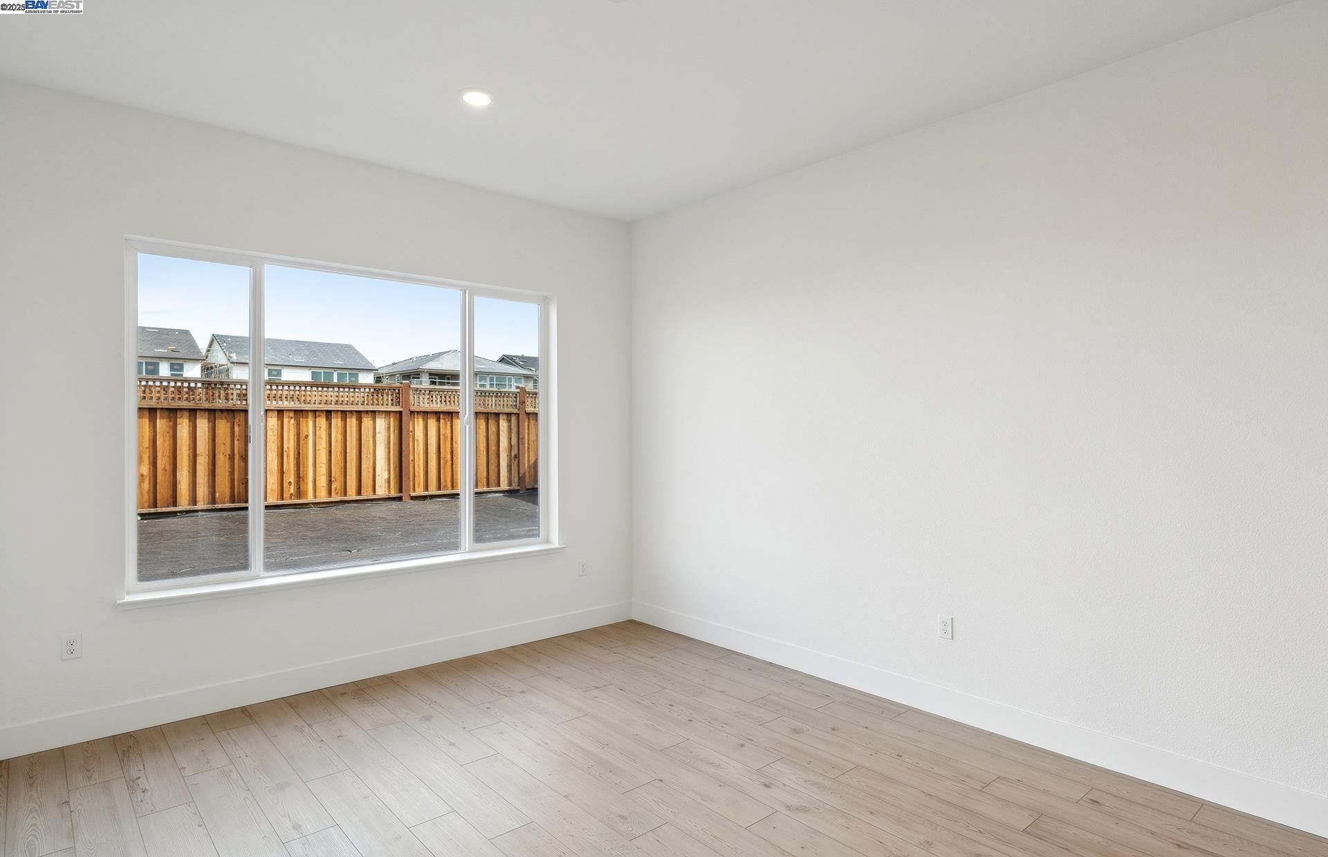 Detail Gallery Image 14 of 34 For 17678 Brightwood Avenue, Lathrop,  CA 95330 - 2 Beds | 2/1 Baths