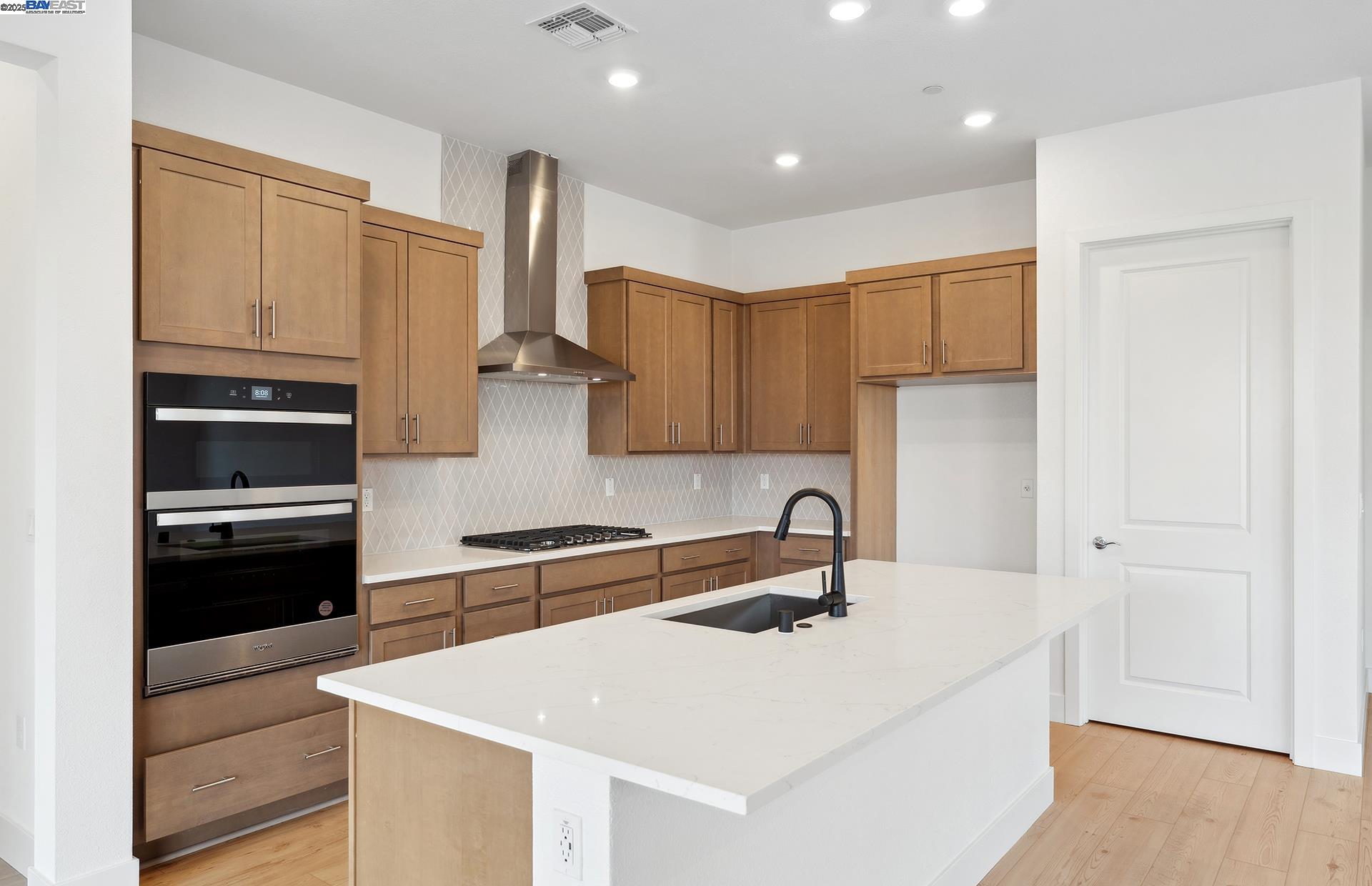 Detail Gallery Image 17 of 34 For 17678 Brightwood Avenue, Lathrop,  CA 95330 - 2 Beds | 2/1 Baths