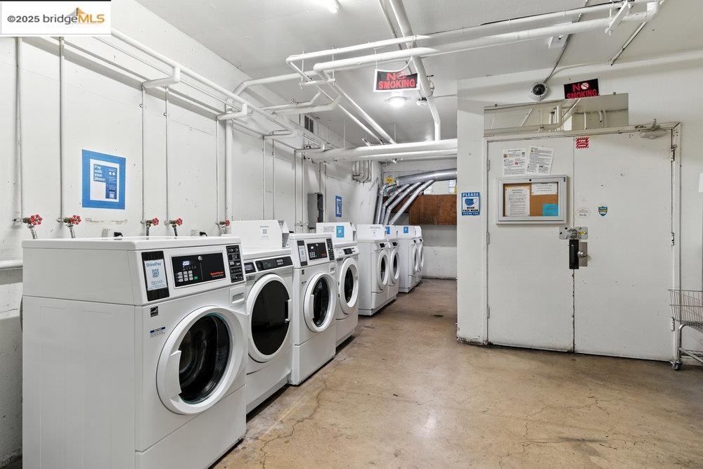 Detail Gallery Image 26 of 38 For 2601 College Ave #203,  Berkeley,  CA 94704 - 2 Beds | 1 Baths