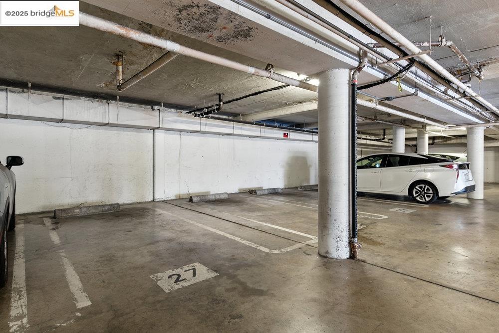 Detail Gallery Image 26 of 38 For 2601 College Ave #203,  Berkeley,  CA 94704 - 2 Beds | 1 Baths