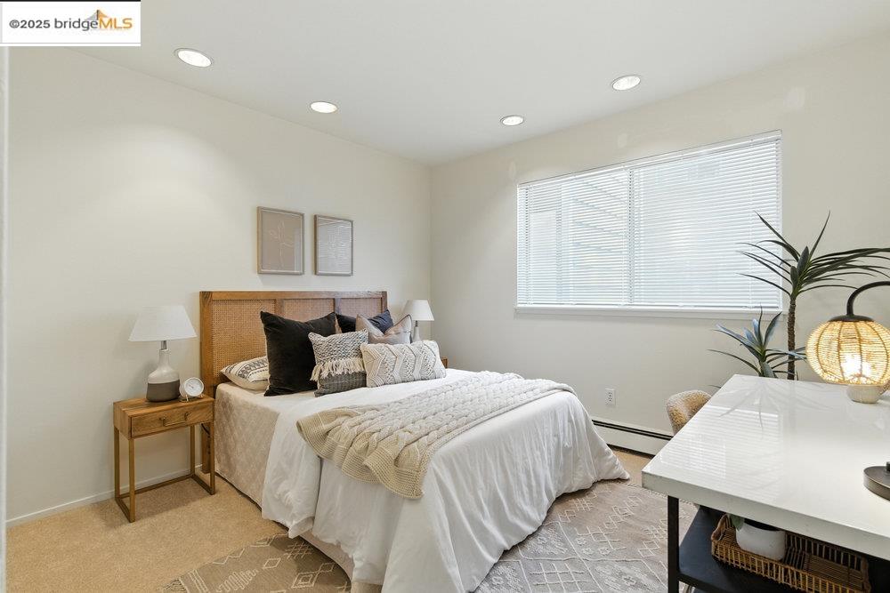 Detail Gallery Image 8 of 38 For 2601 College Ave #203,  Berkeley,  CA 94704 - 2 Beds | 1 Baths