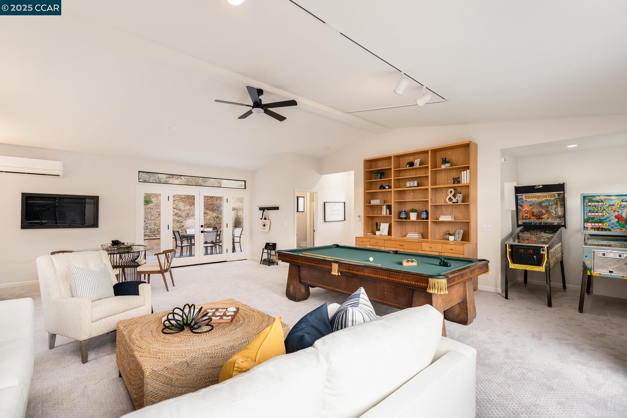 Detail Gallery Image 16 of 37 For 231 Orchard Rd, Orinda,  CA 94563 - 4 Beds | 4 Baths