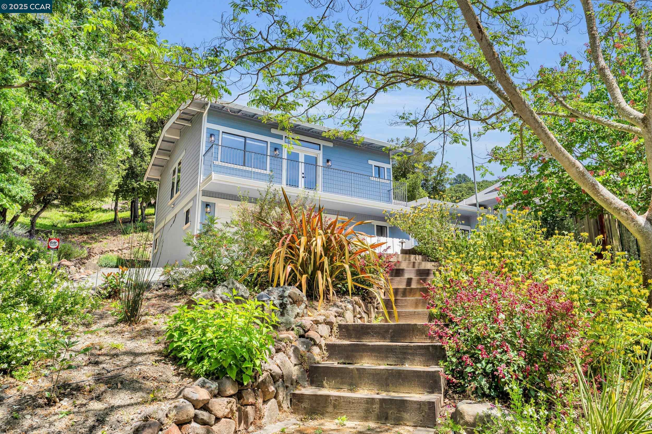 Detail Gallery Image 25 of 37 For 231 Orchard Rd, Orinda,  CA 94563 - 4 Beds | 4 Baths