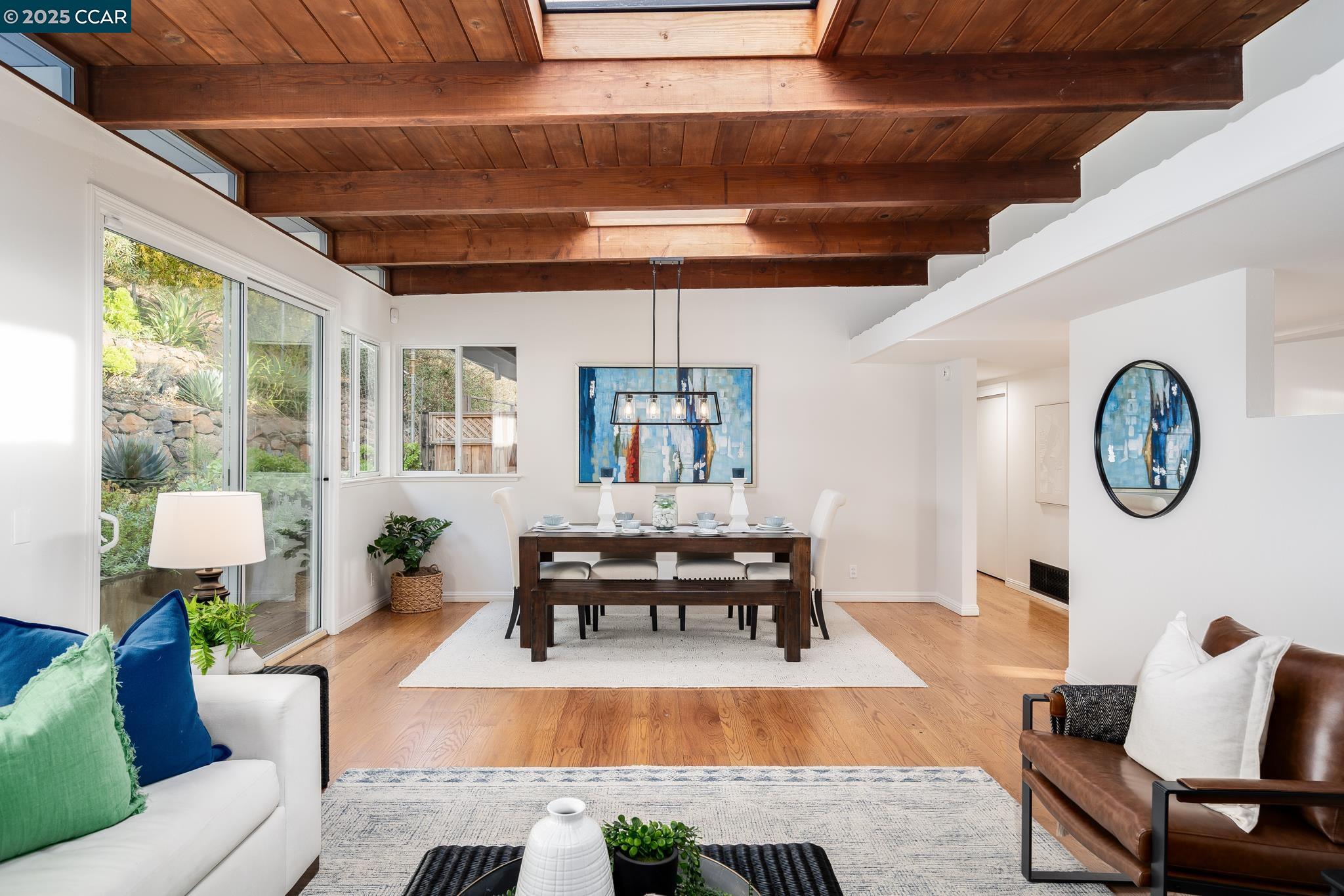 Detail Gallery Image 5 of 37 For 231 Orchard Rd, Orinda,  CA 94563 - 4 Beds | 4 Baths