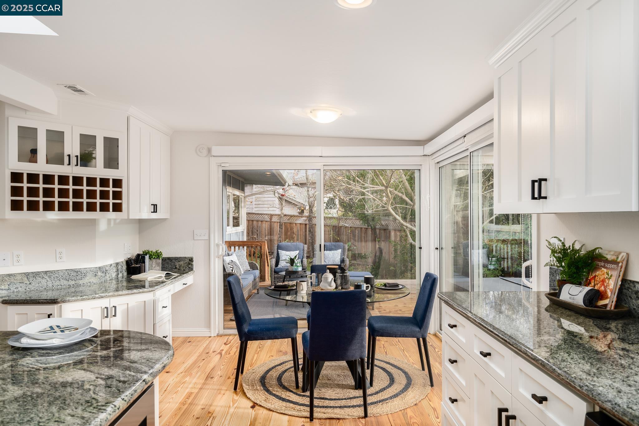 Detail Gallery Image 8 of 37 For 231 Orchard Rd, Orinda,  CA 94563 - 4 Beds | 4 Baths
