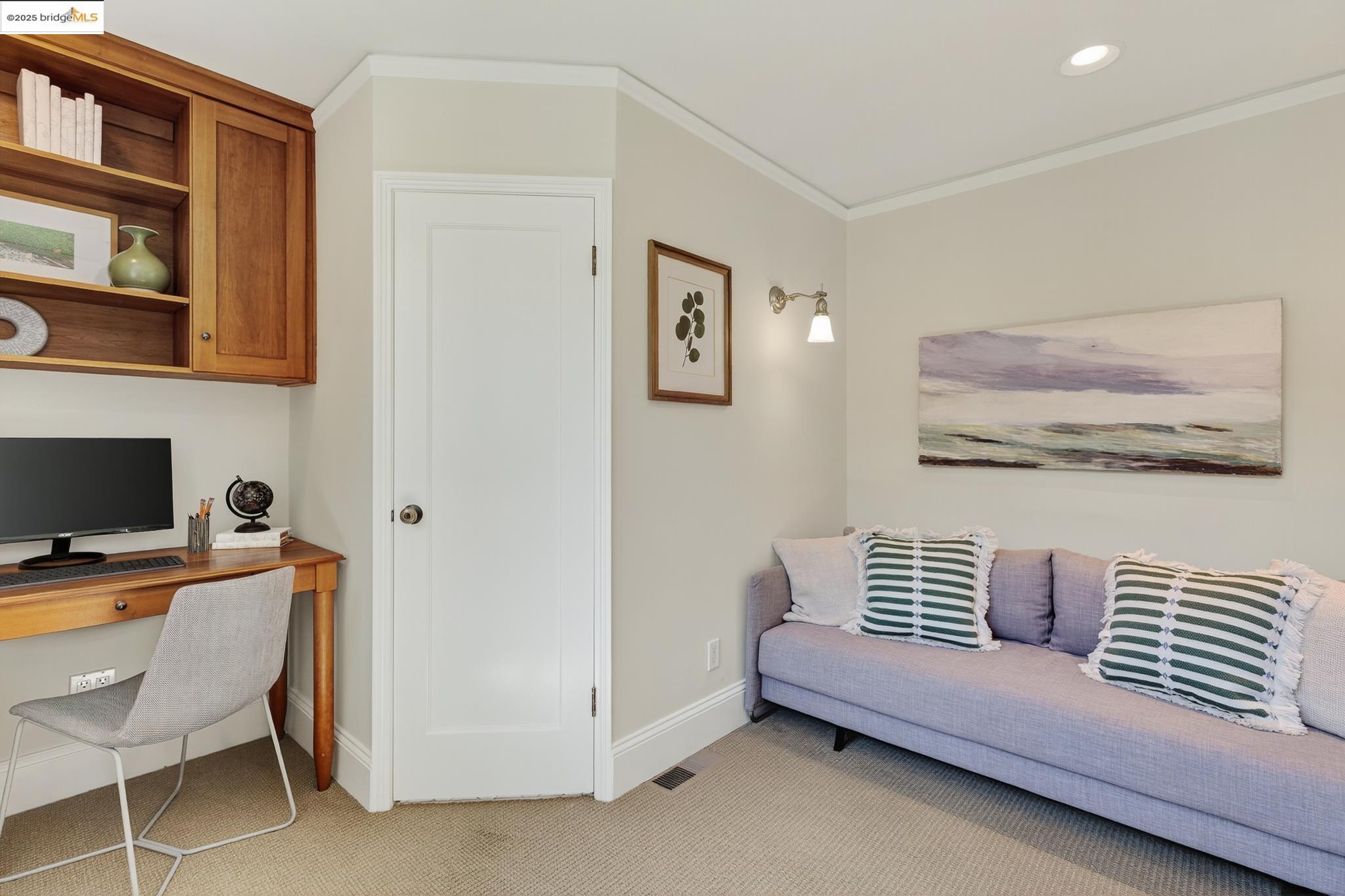 Detail Gallery Image 26 of 59 For 1145 Mandana Blvd, Oakland,  CA 94610 - 3 Beds | 2 Baths